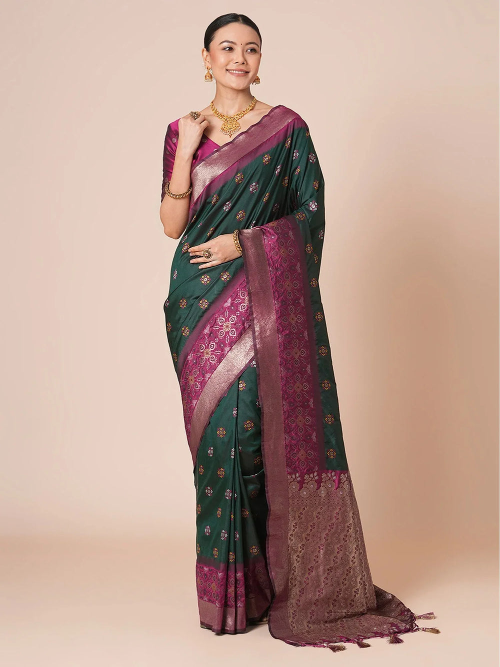Green Banarasi Silk Blend Woven Saree - The Dori Store