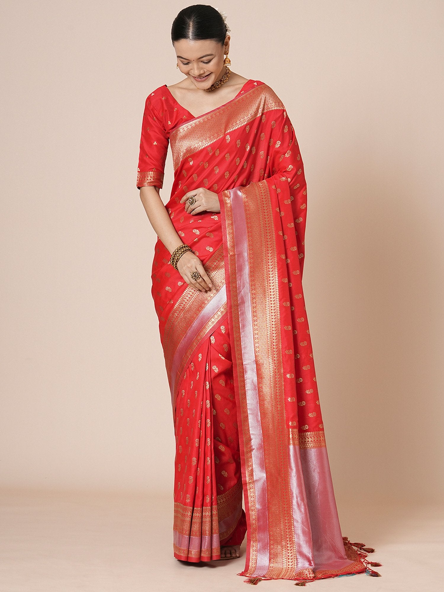 Red Red Banarasi Silk Blend Woven Saree