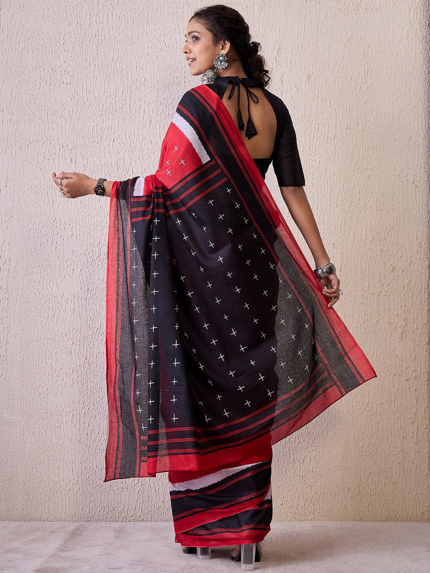 Red Pochampally Cotton Blend Printed Saree