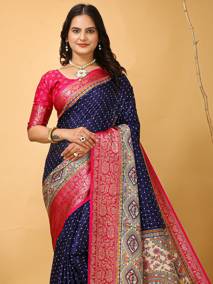 Navy Sungudi Silk Blend Printed Saree
