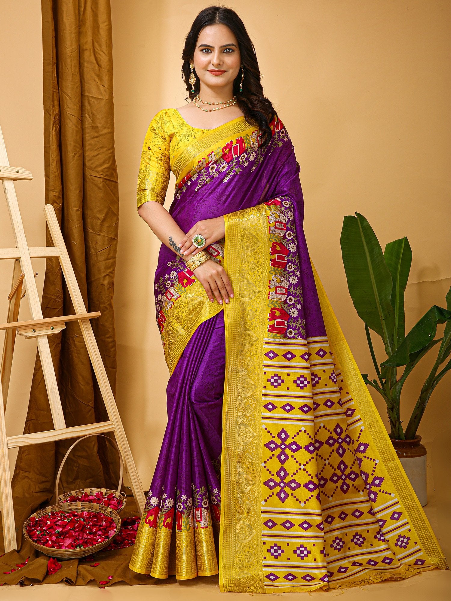 Purple Purple Sungudi Silk Blend Printed Saree