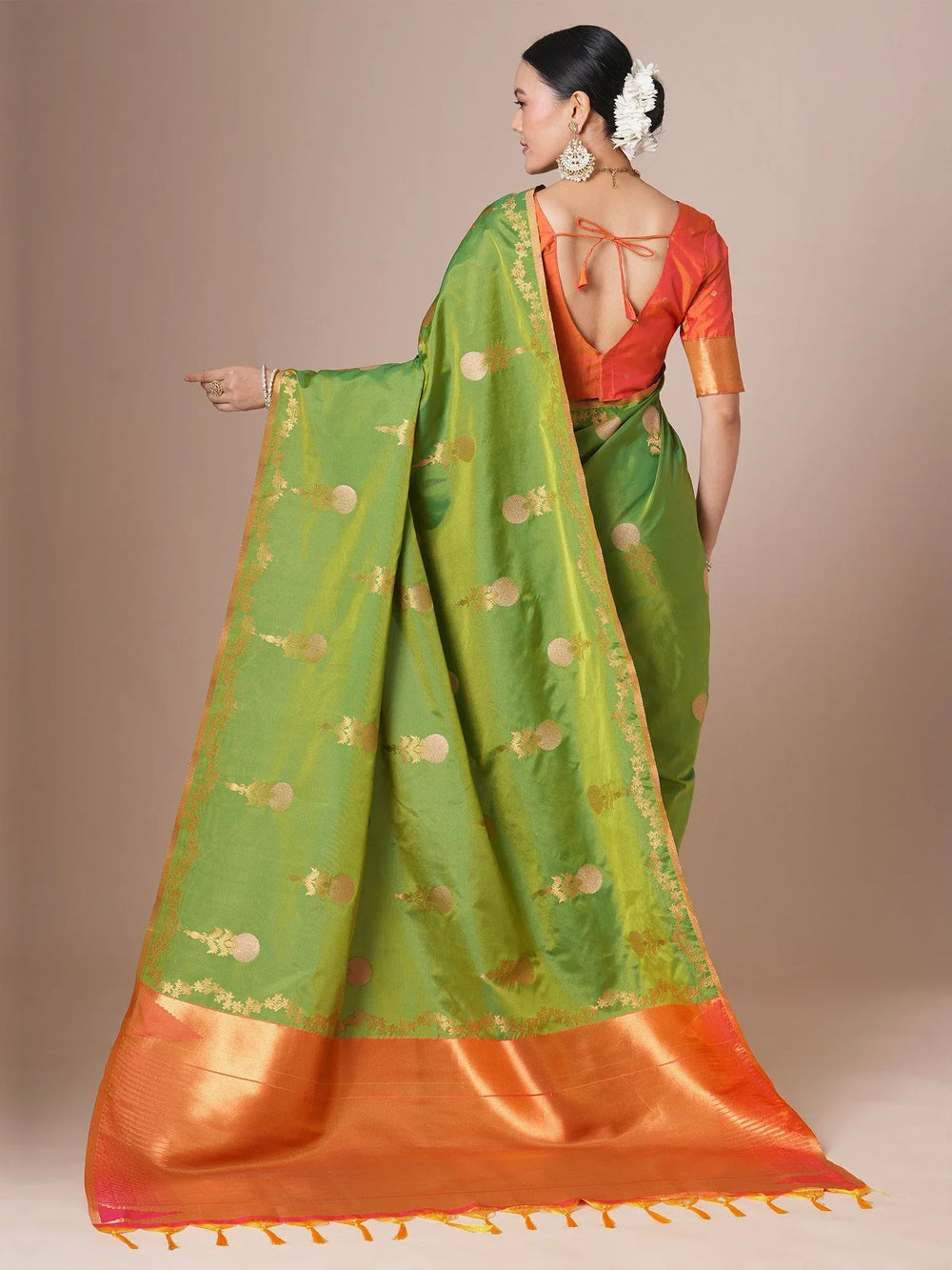 Green Jamdani Pure Silk Woven Saree - The Dori Store