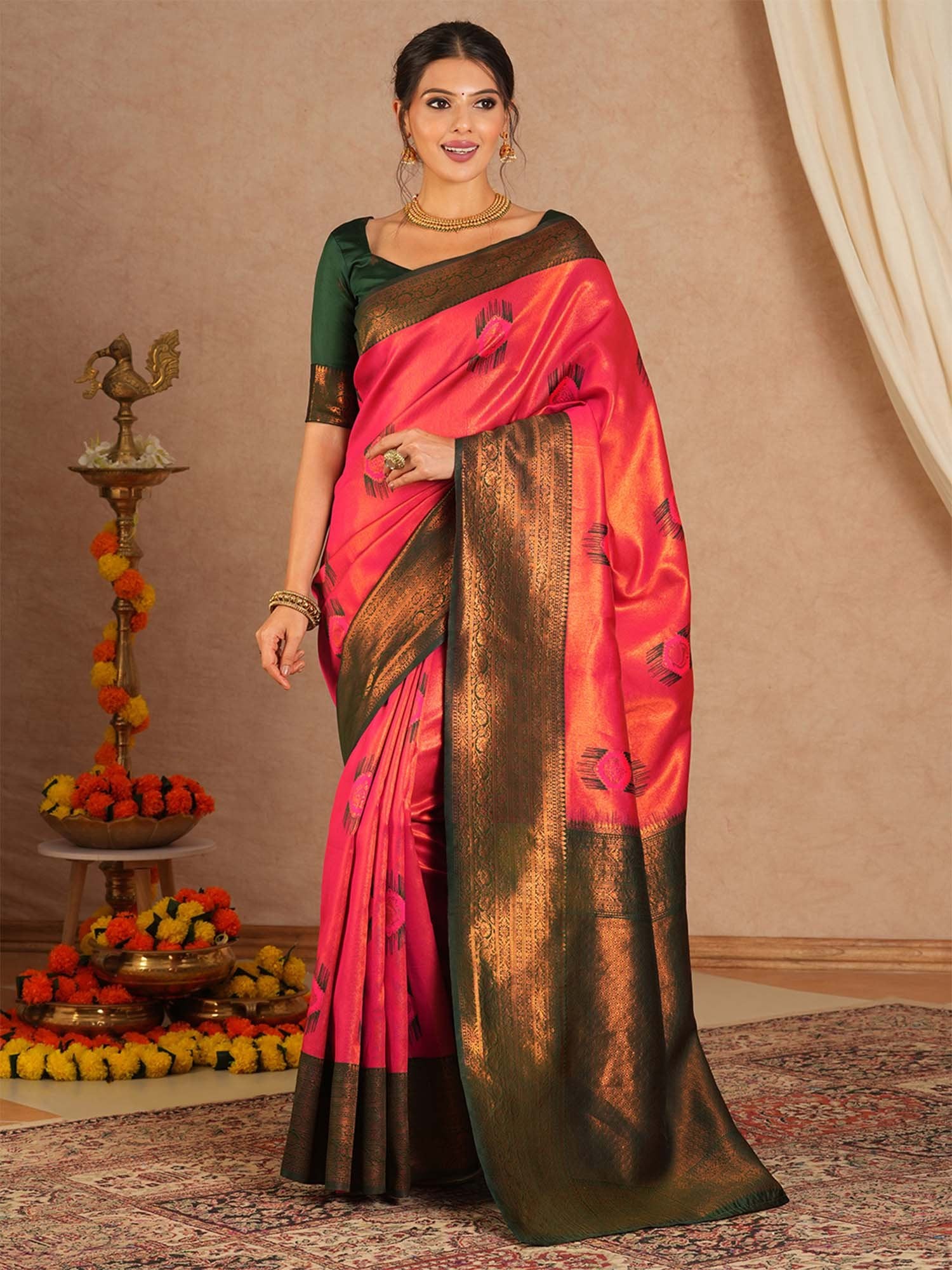 Pink Pink Kanjeevaram Banarasi Silk Woven Saree