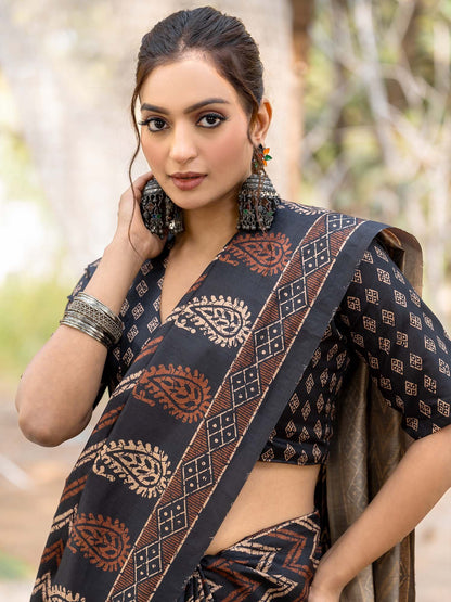 Black Leheriya Silk Blend Printed Saree