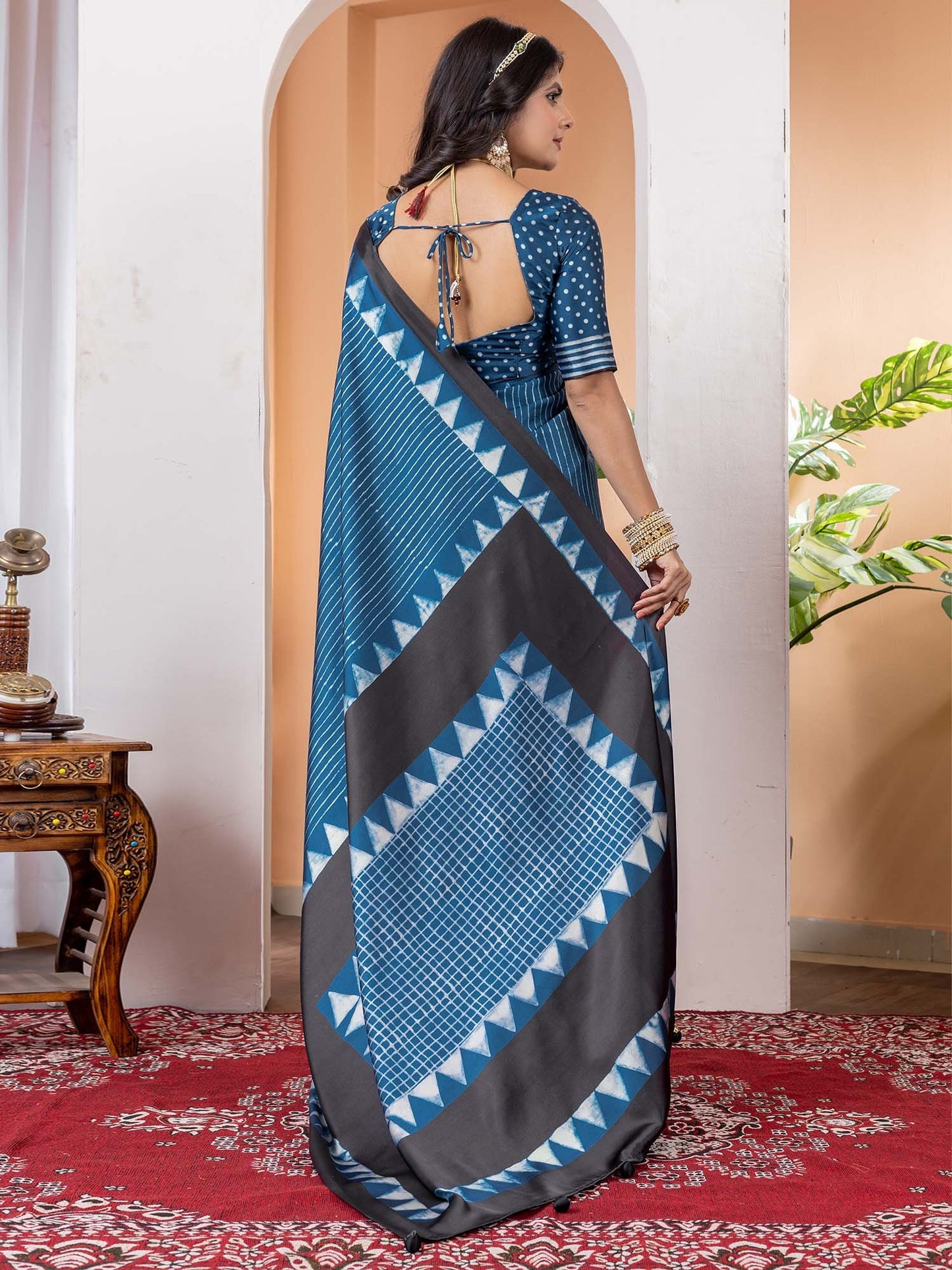 Blue Block Print Crepe Digital Print Saree