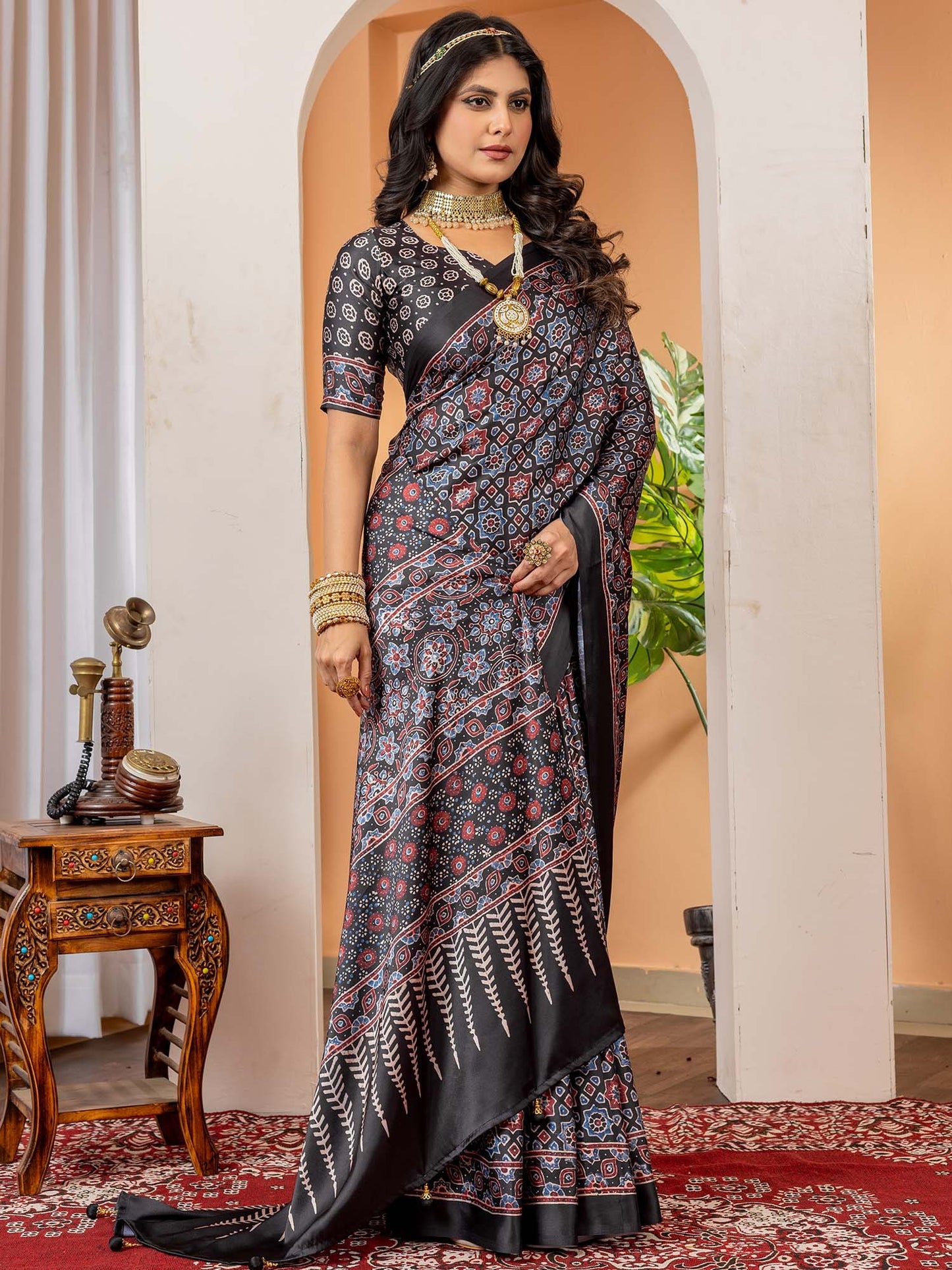 Black Black Block Print Crepe Digital Print Saree