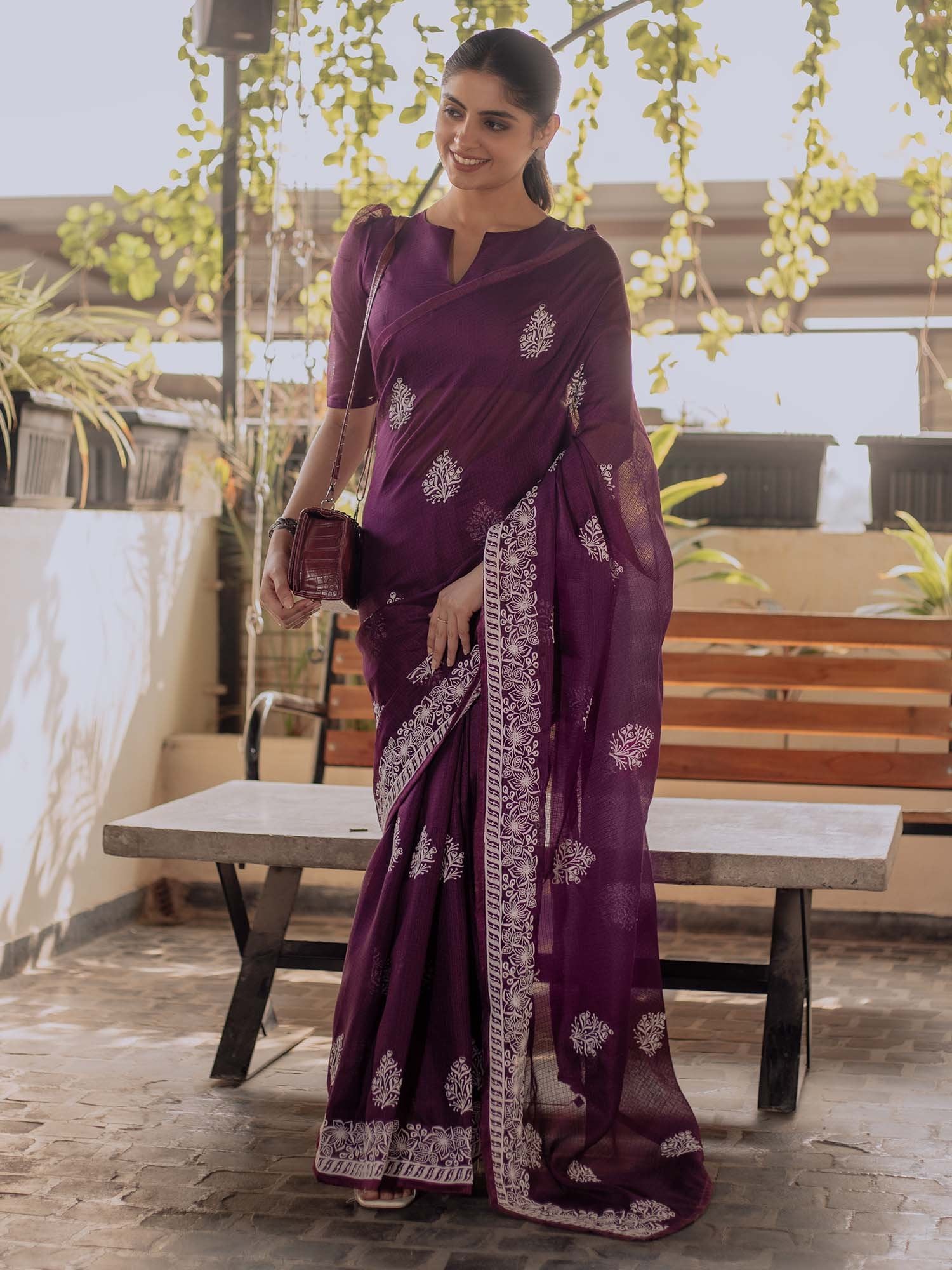 Purple Purple Muga Cotton Blend Woven Saree