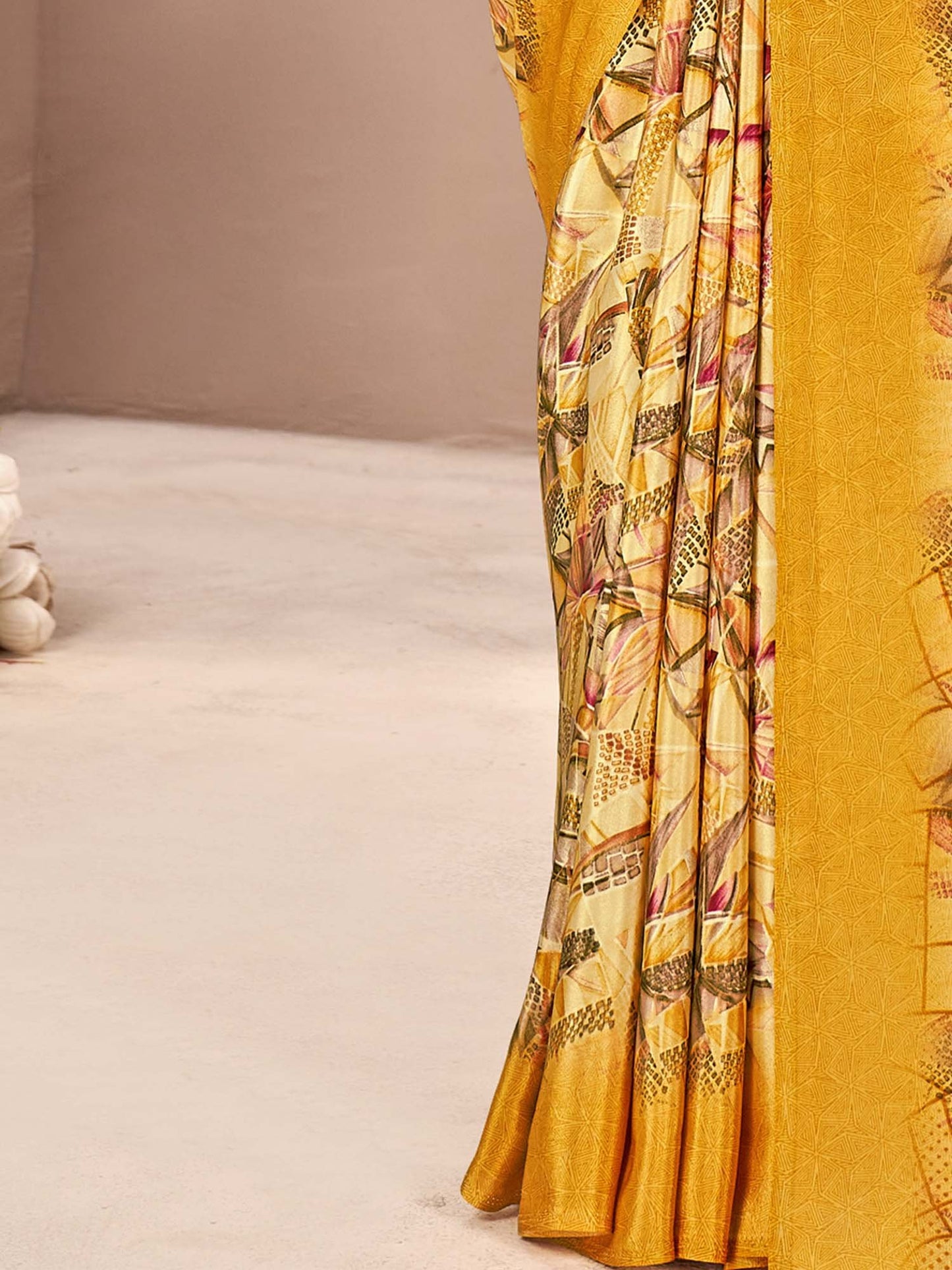Beige Sungudi Crepe Printed Saree