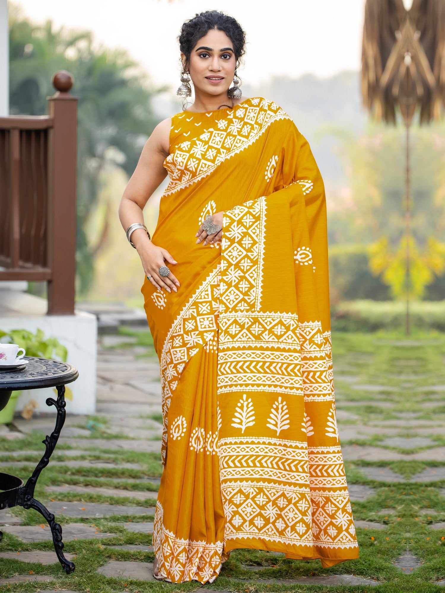 Yellow Mustard Bagh Cotton Blend Printed Saree