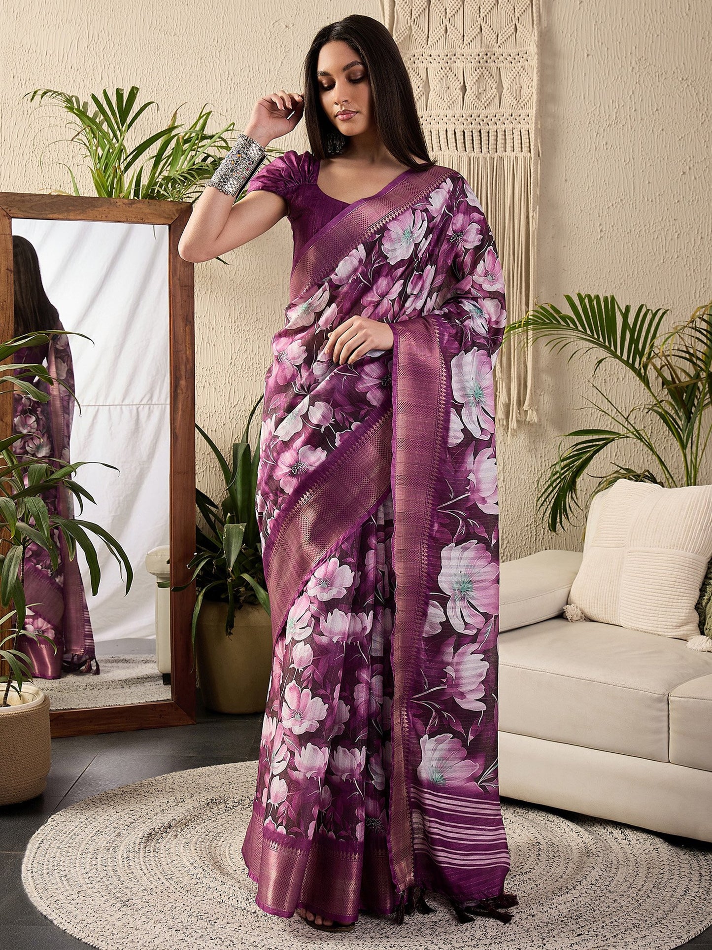 Magenta Sungudi Cotton Blend Digital Print Saree