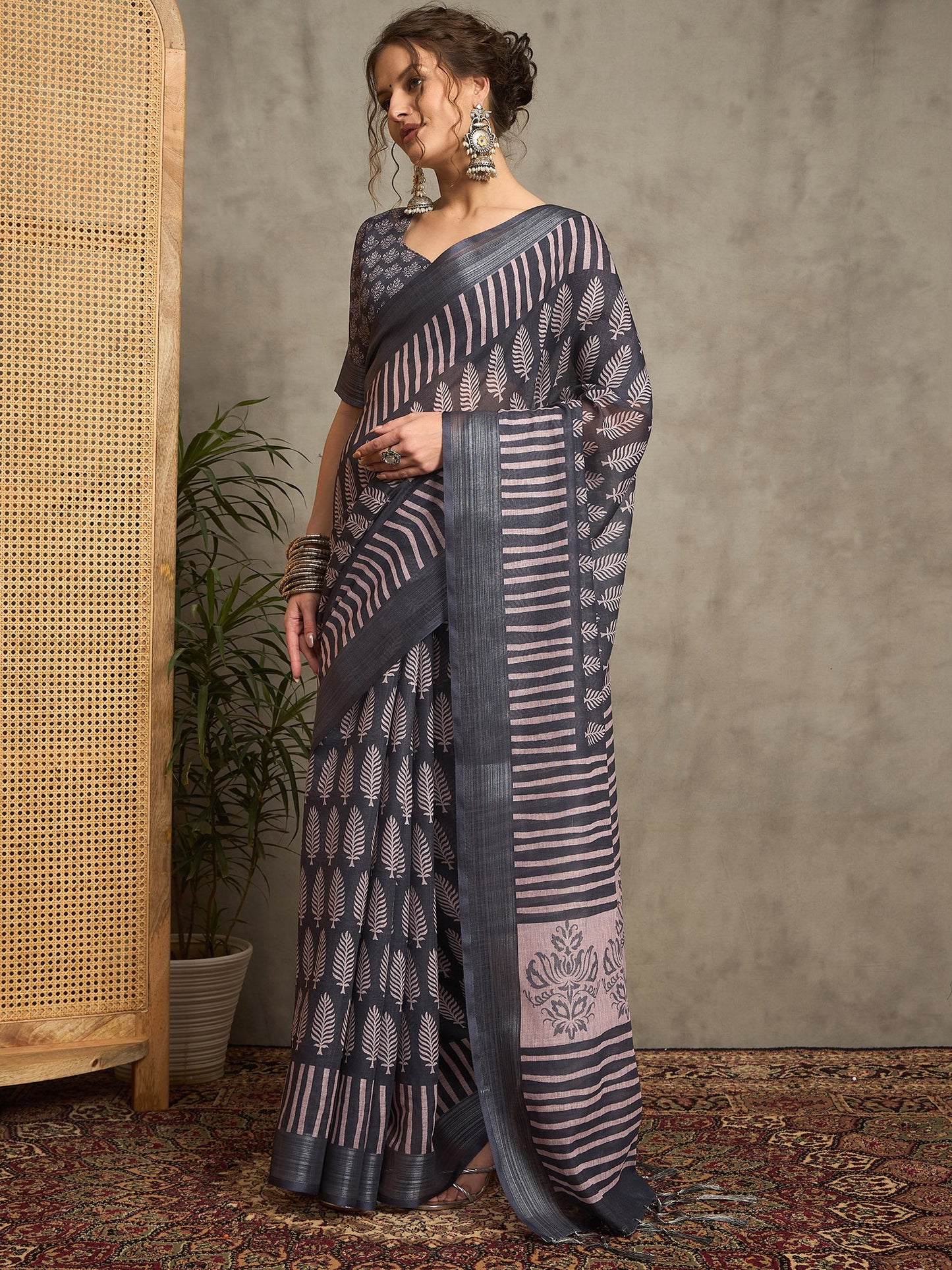 partywear designer saree for festive occasions