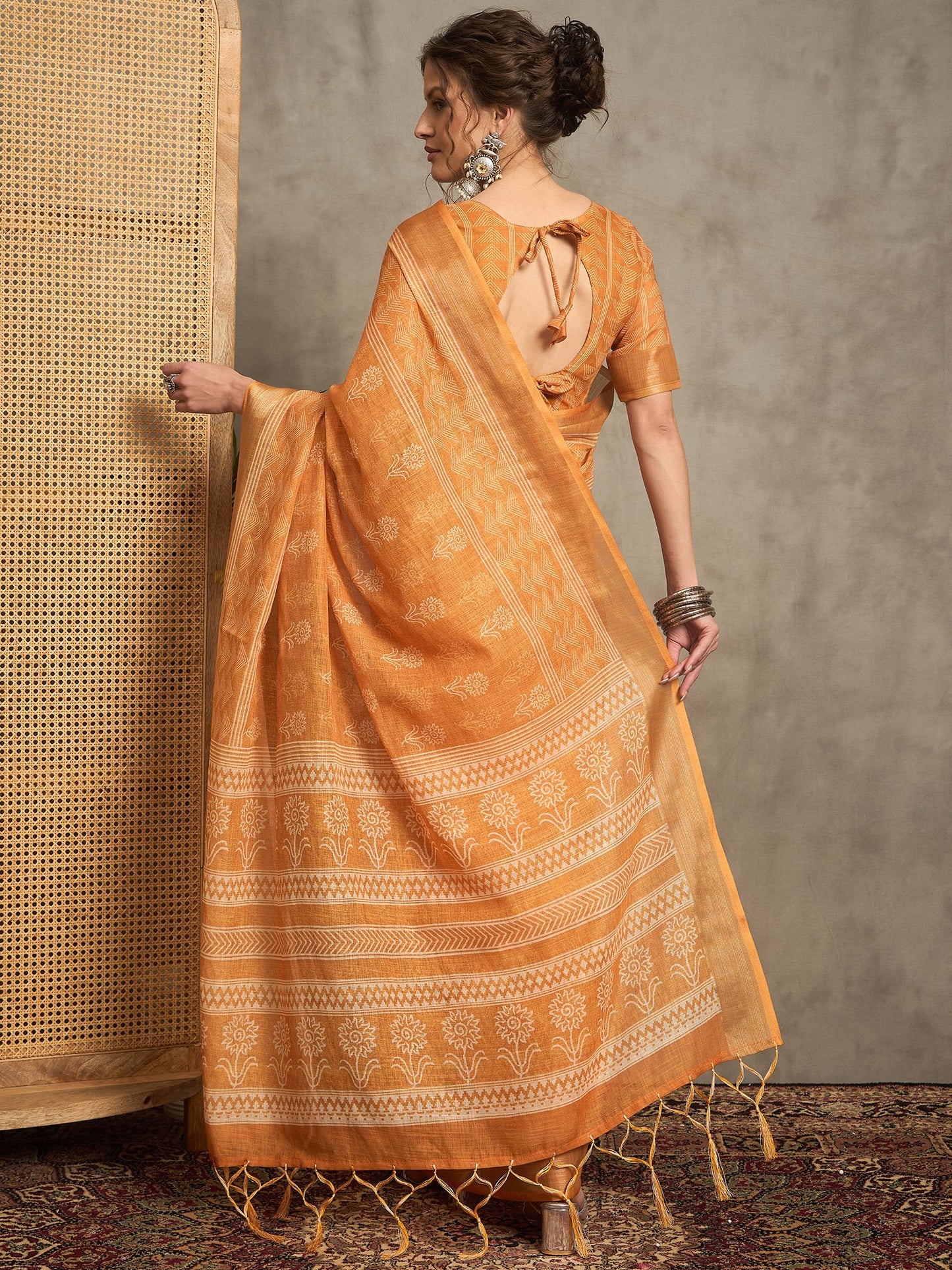 Orange Bagh Linen Printed Saree