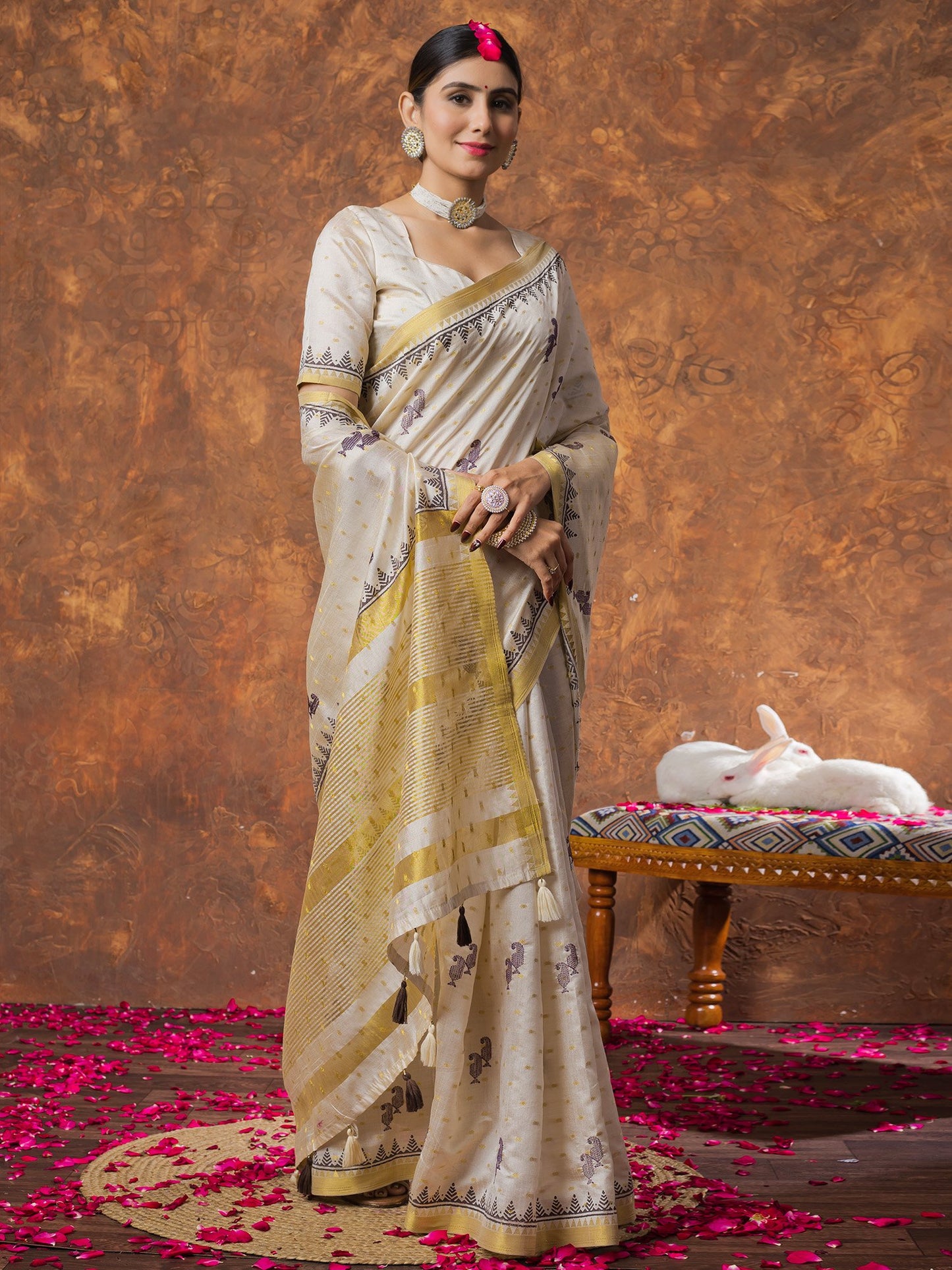 Cream Kasavu Linen Woven Saree