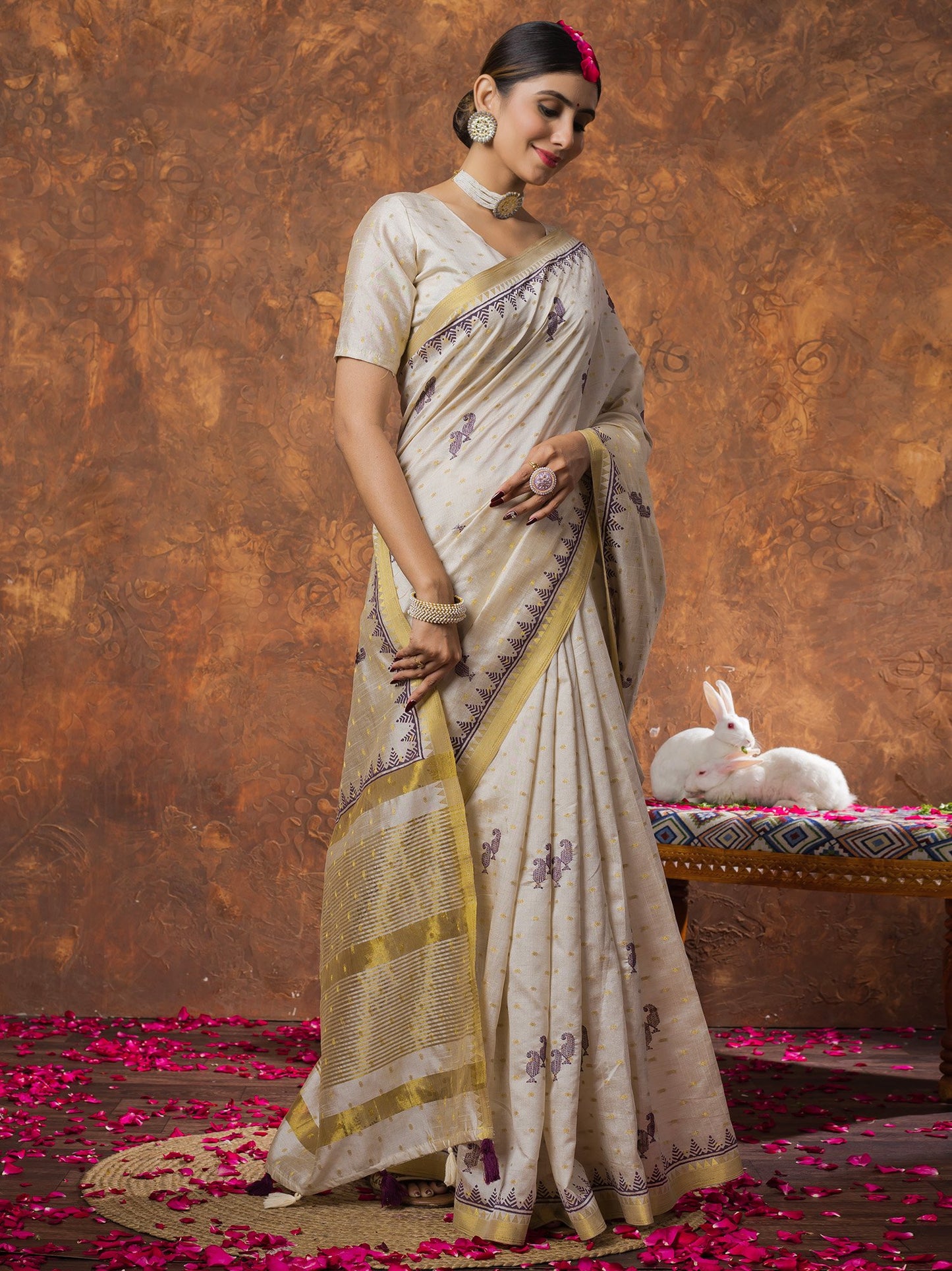 Cream Kasavu Linen Woven Saree