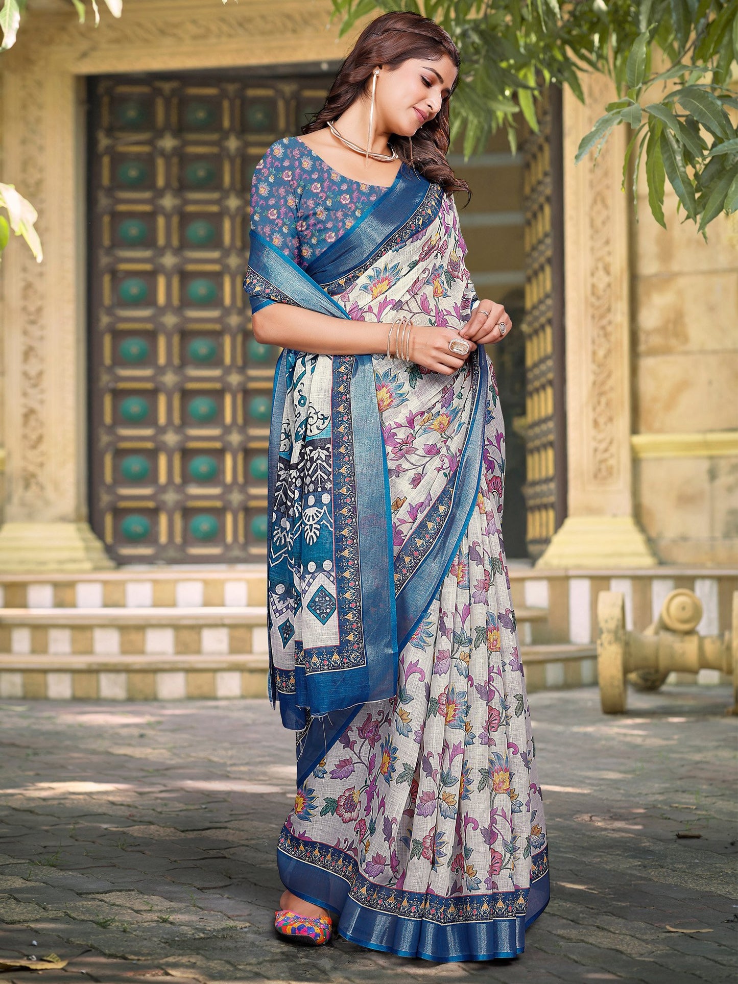 Off Sungudi Cotton Linen Digital Print Saree