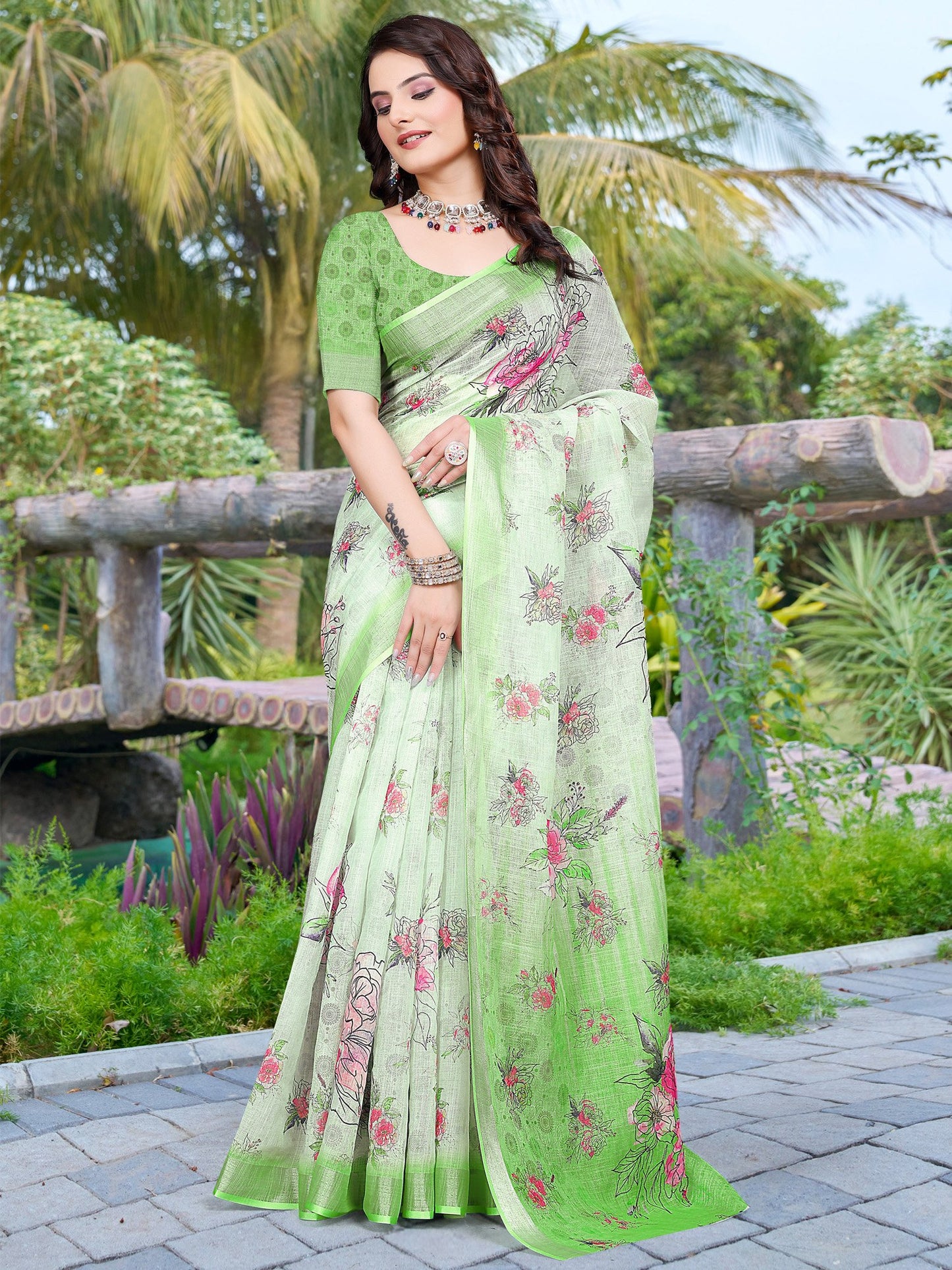 Green Light Sungudi Cotton Linen Digital Print Saree
