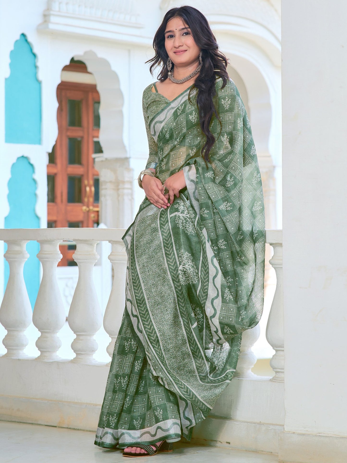 Green Sungudi Cotton Linen Digital Print Saree