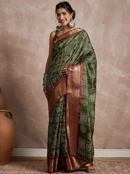 Green Green Sungudi Dola Silk Printed Saree
