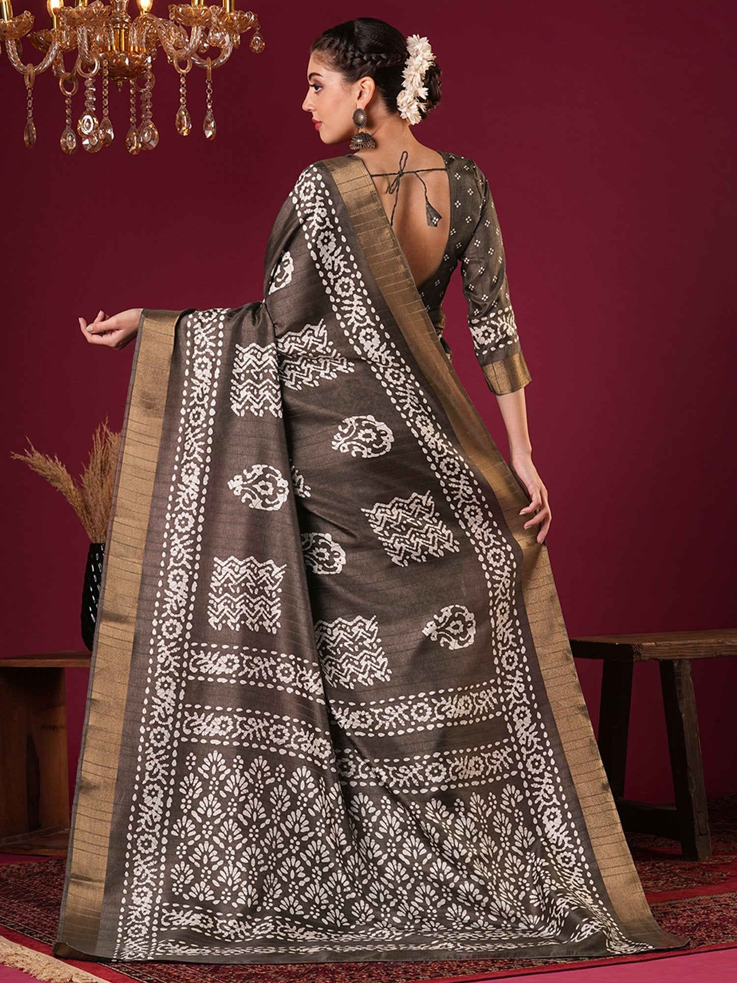 partywear designer saree for festive occasions