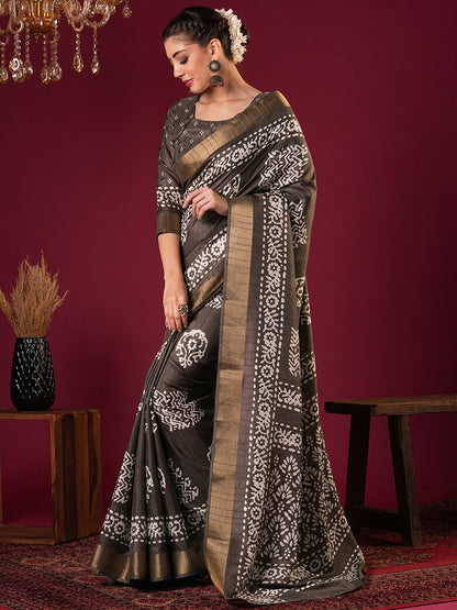 Brown Sungudi Silk Blend Printed Saree