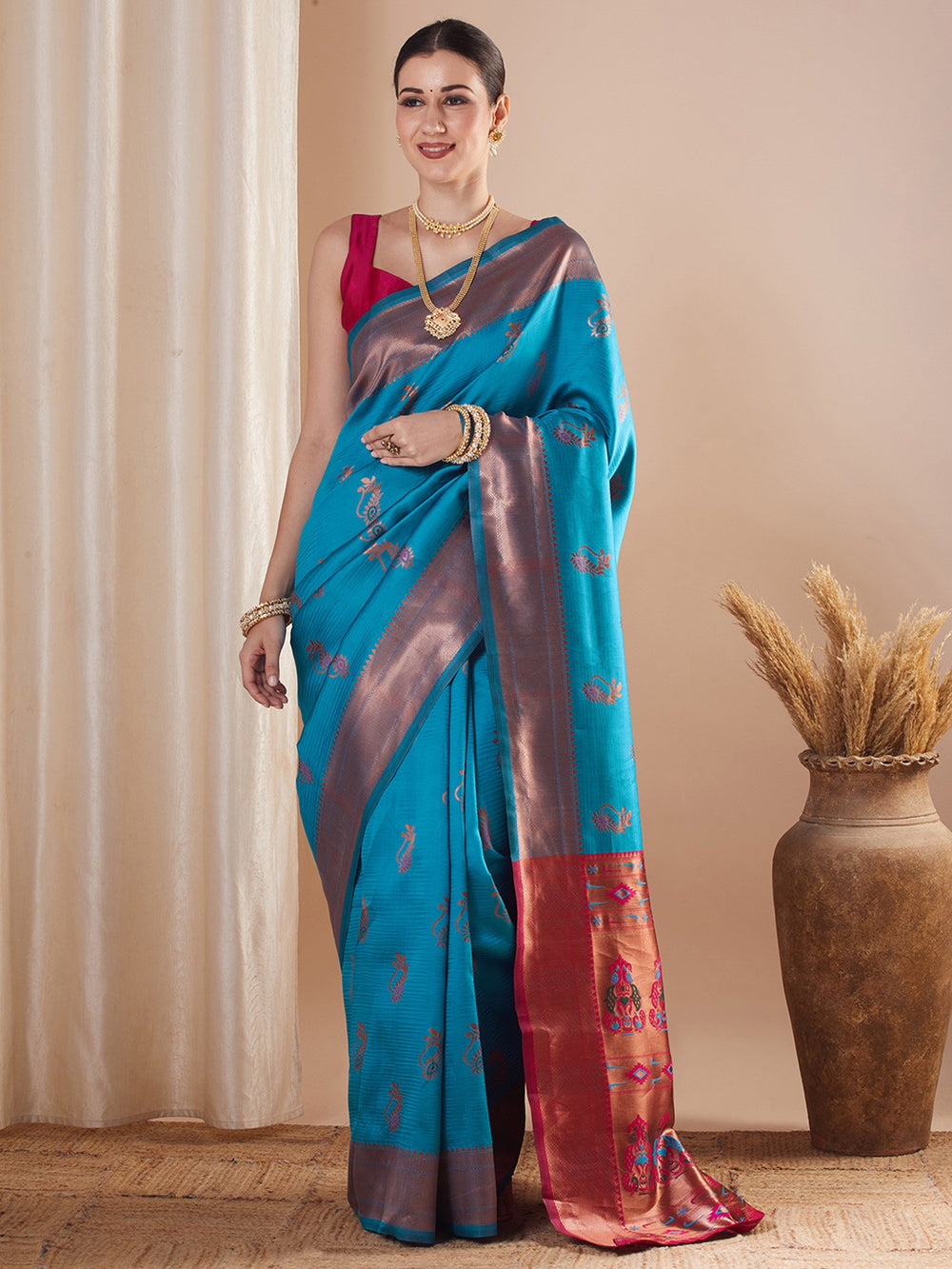 Blue Blue Paithani Silk Blend Woven Saree