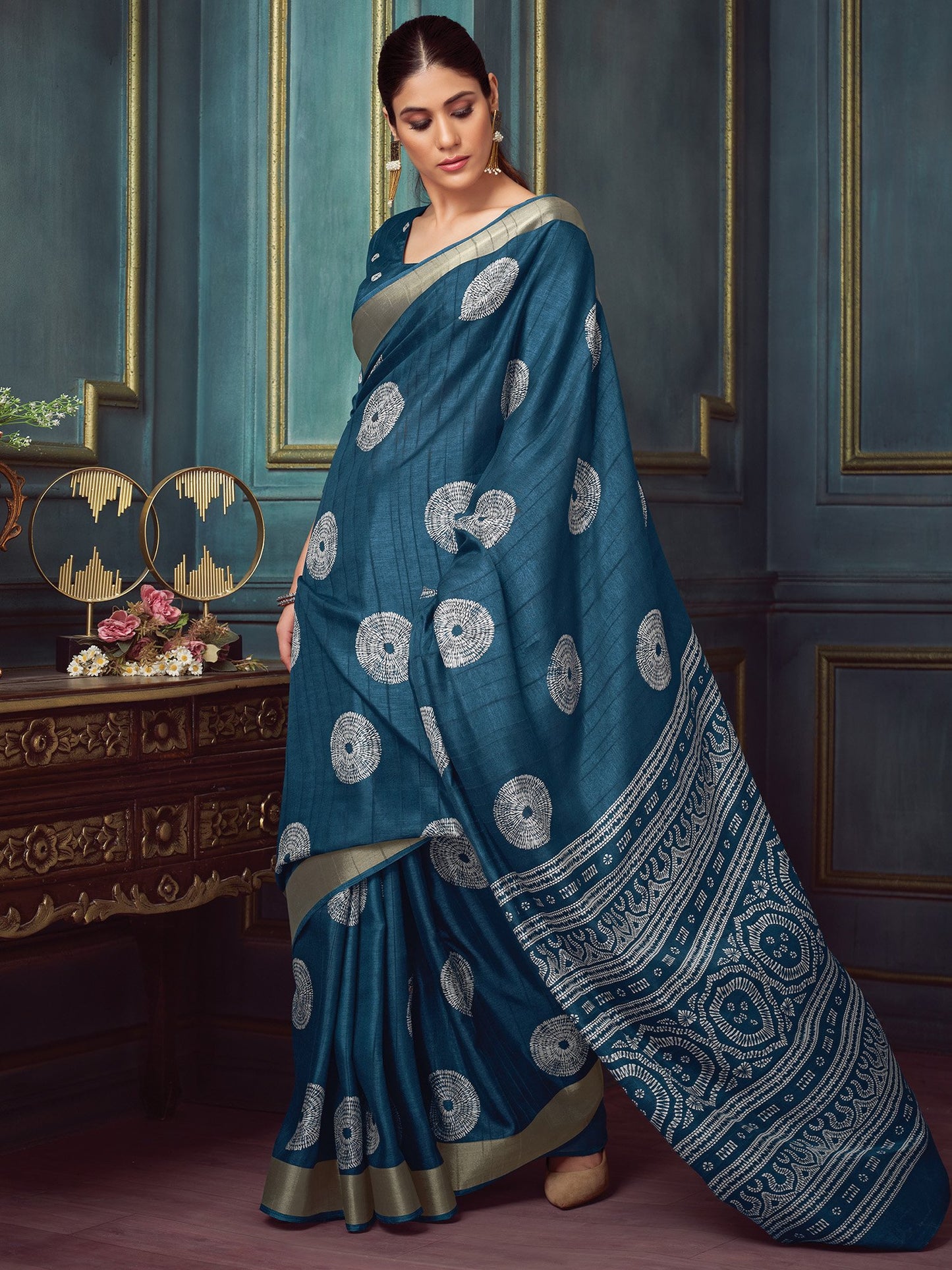 Navy Block Print Silk Blend Printed Saree