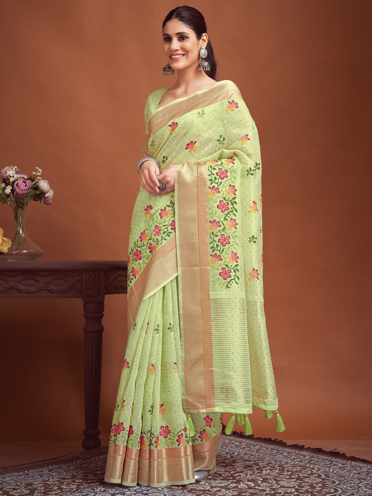 Green Light Party Wear Linen Woven Saree