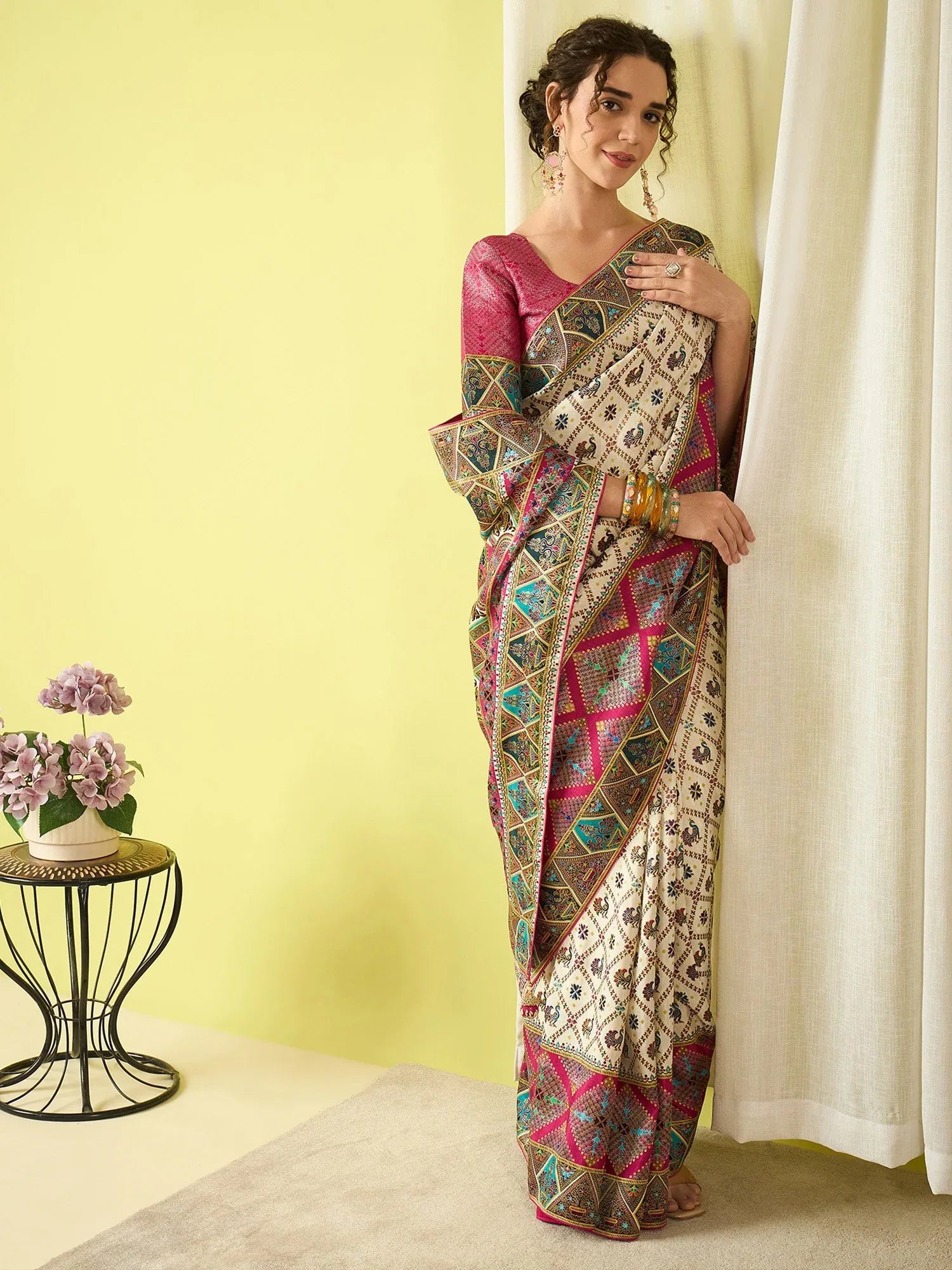 Cream Banarasi Viscose Silk Woven Saree