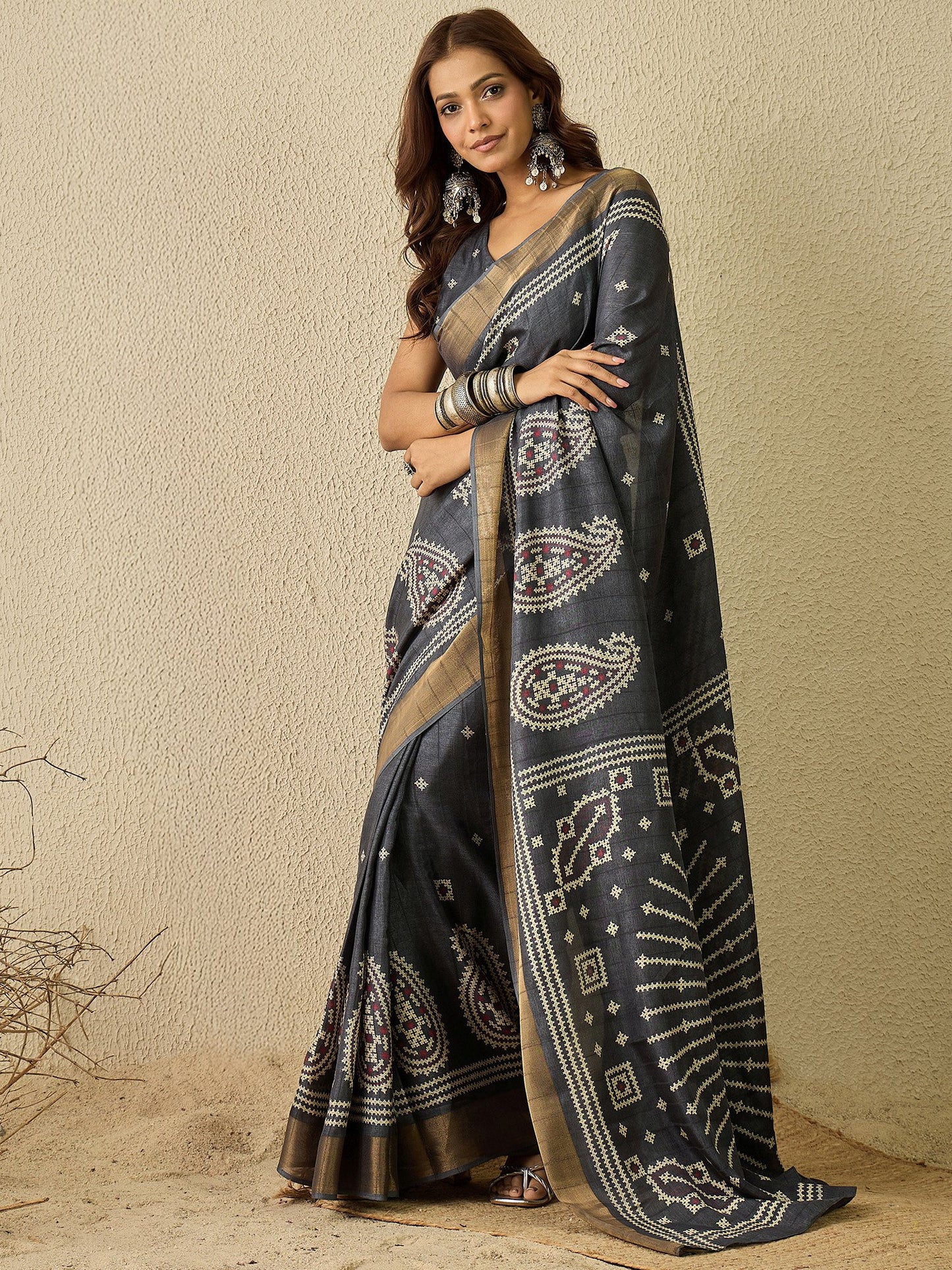Grey Grey Block Print Silk Blend Printed Saree