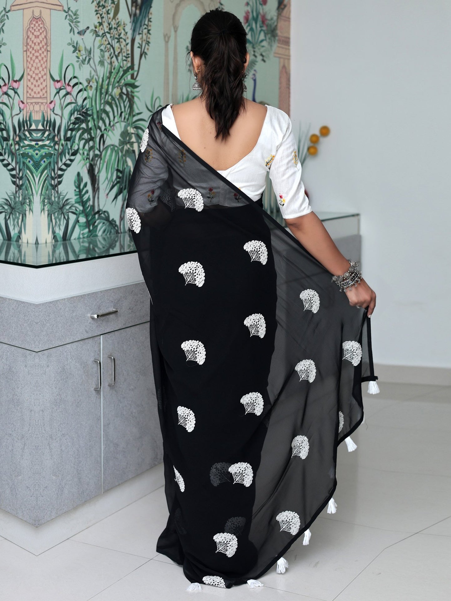 partywear designer saree for festive occasions