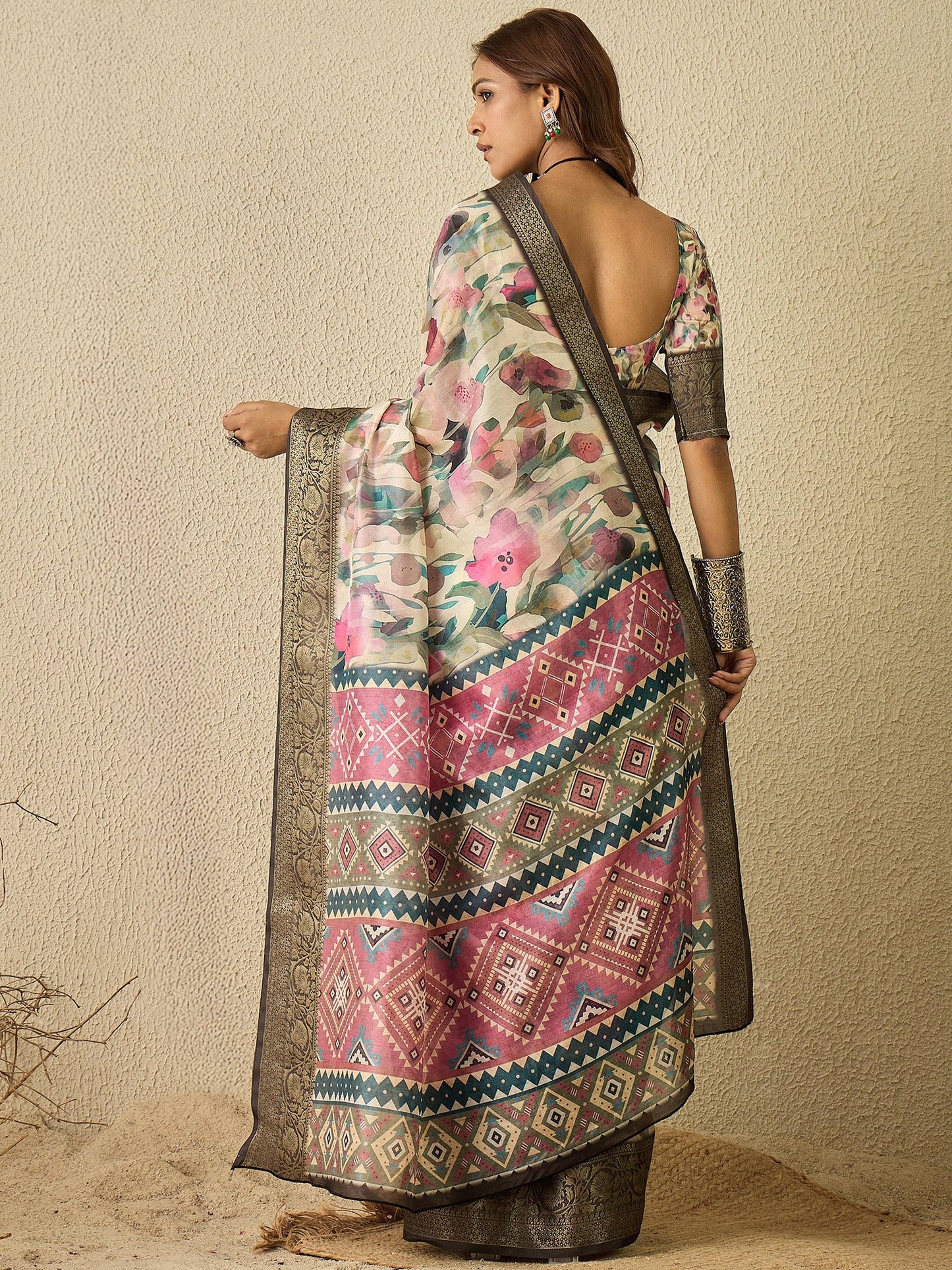 partywear designer saree for festive occasions