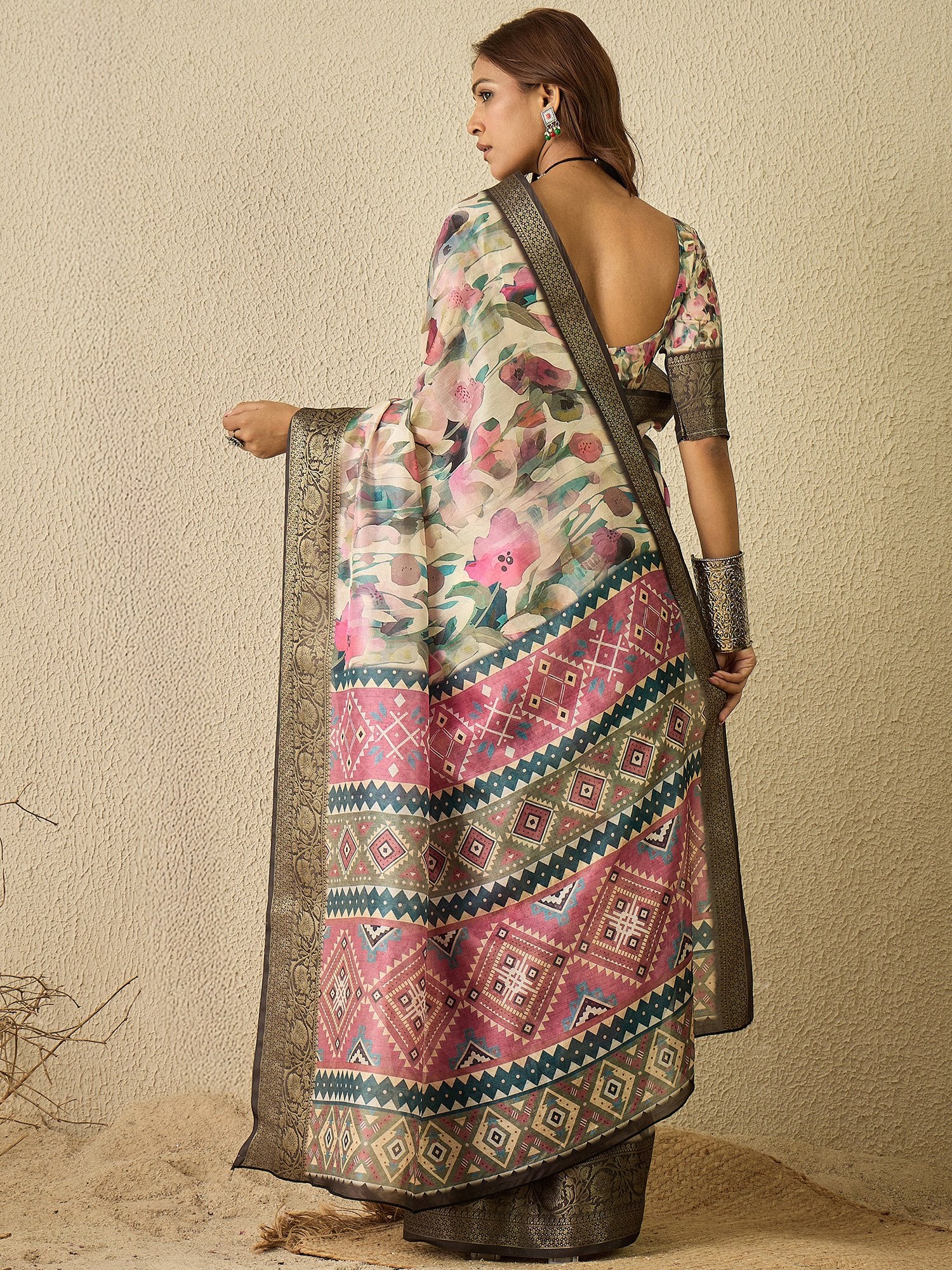 partywear designer saree for festive occasions