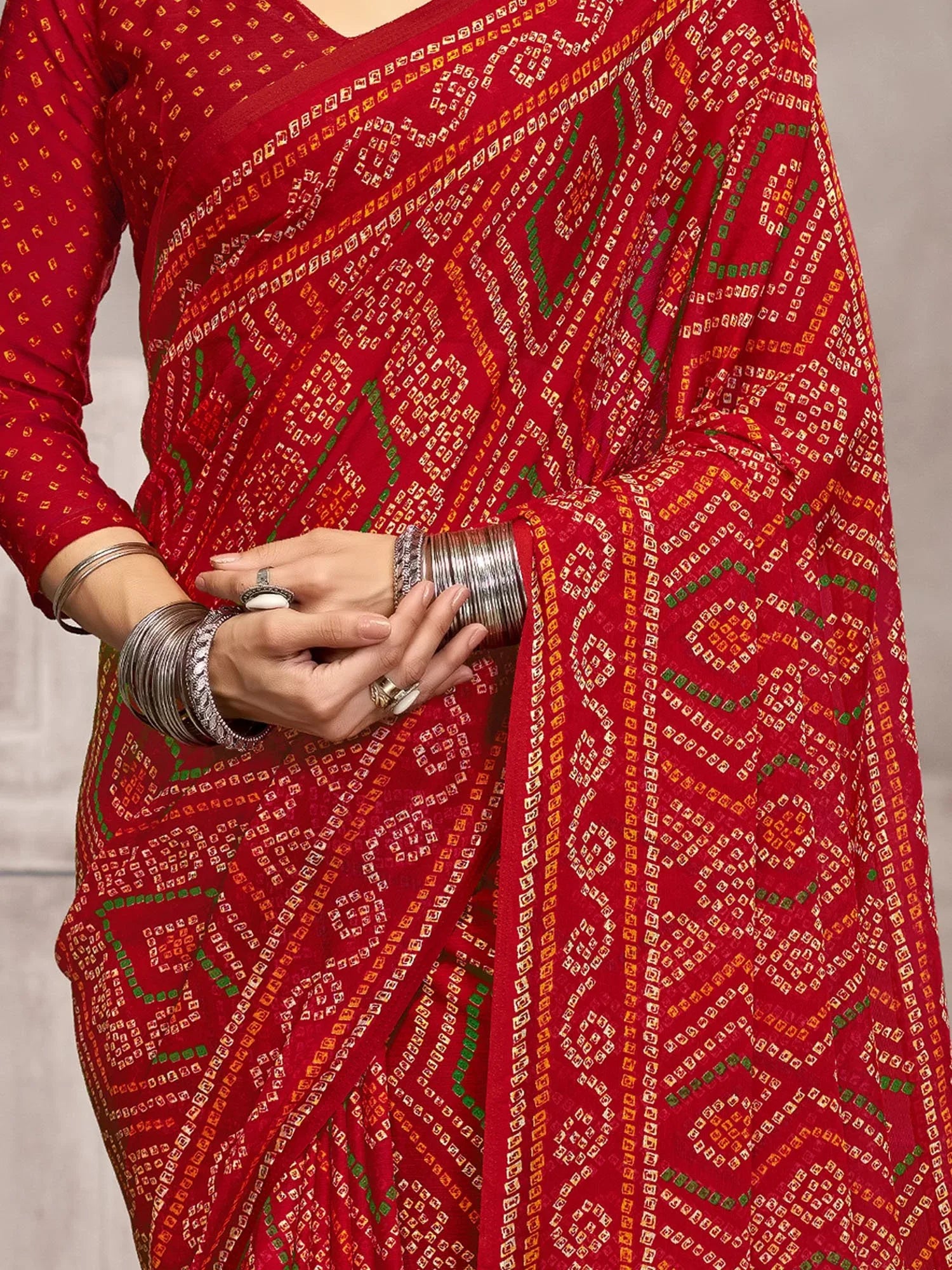 Red Bandhani Chiffon Printed Saree