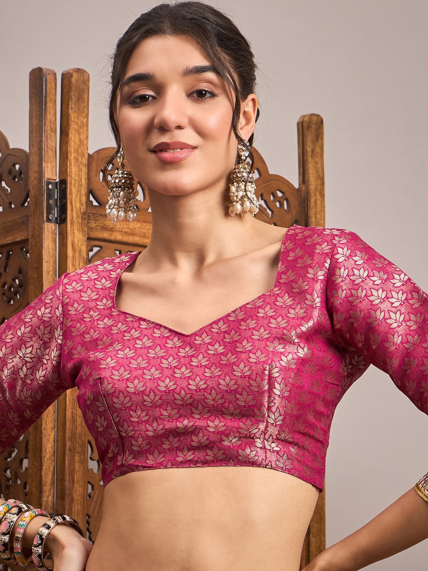 Grey Banarasi Viscose Silk Woven Saree