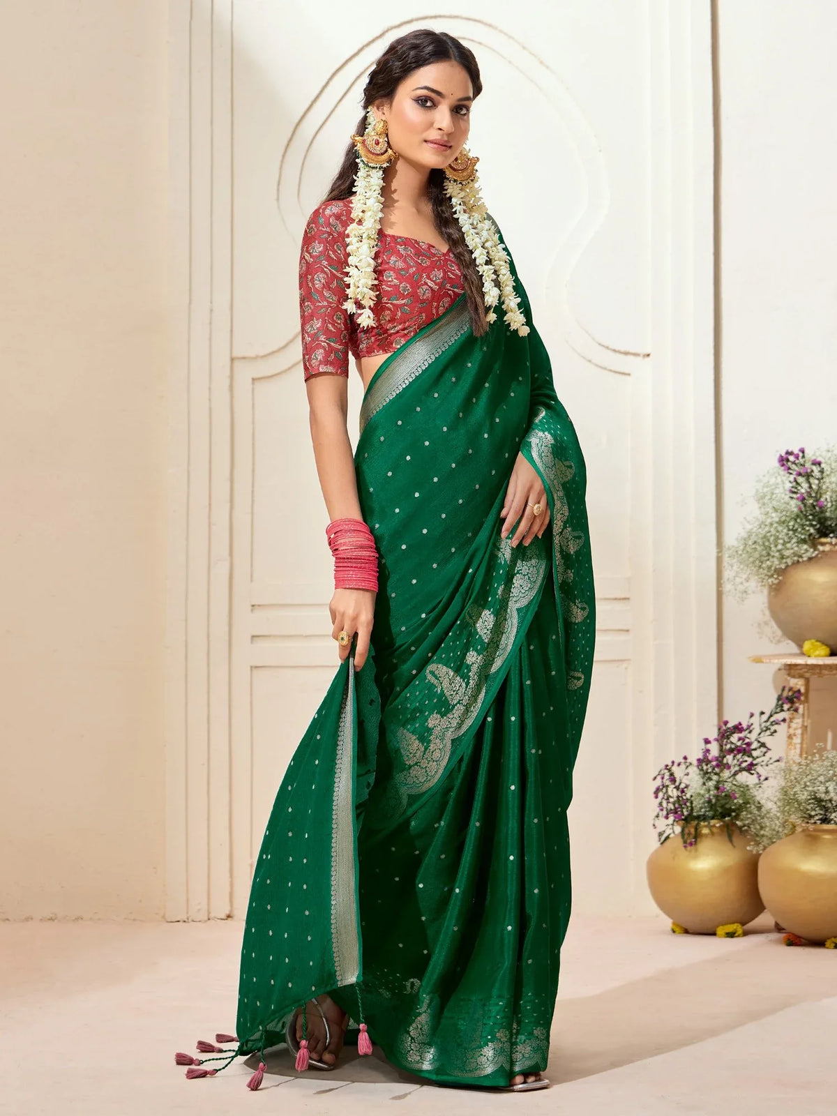 Green Kanjeevaram chinnon Woven Saree - The Dori Store