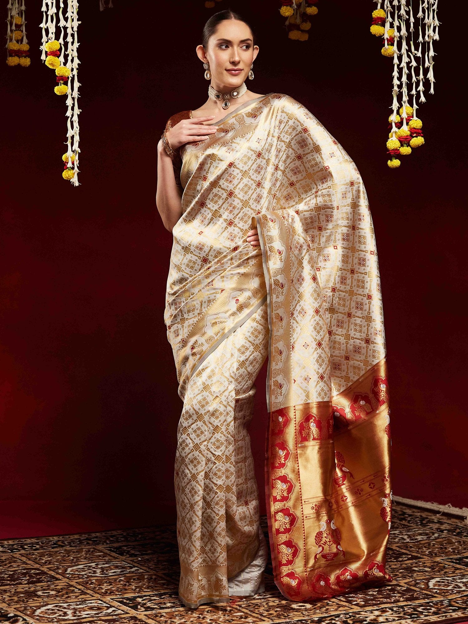 White  Grey Kanjeevaram Litchi Silk Woven Saree