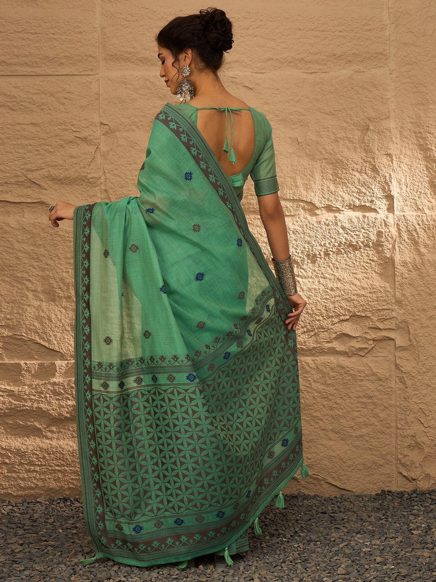 Sea Khadi Linen Woven Saree