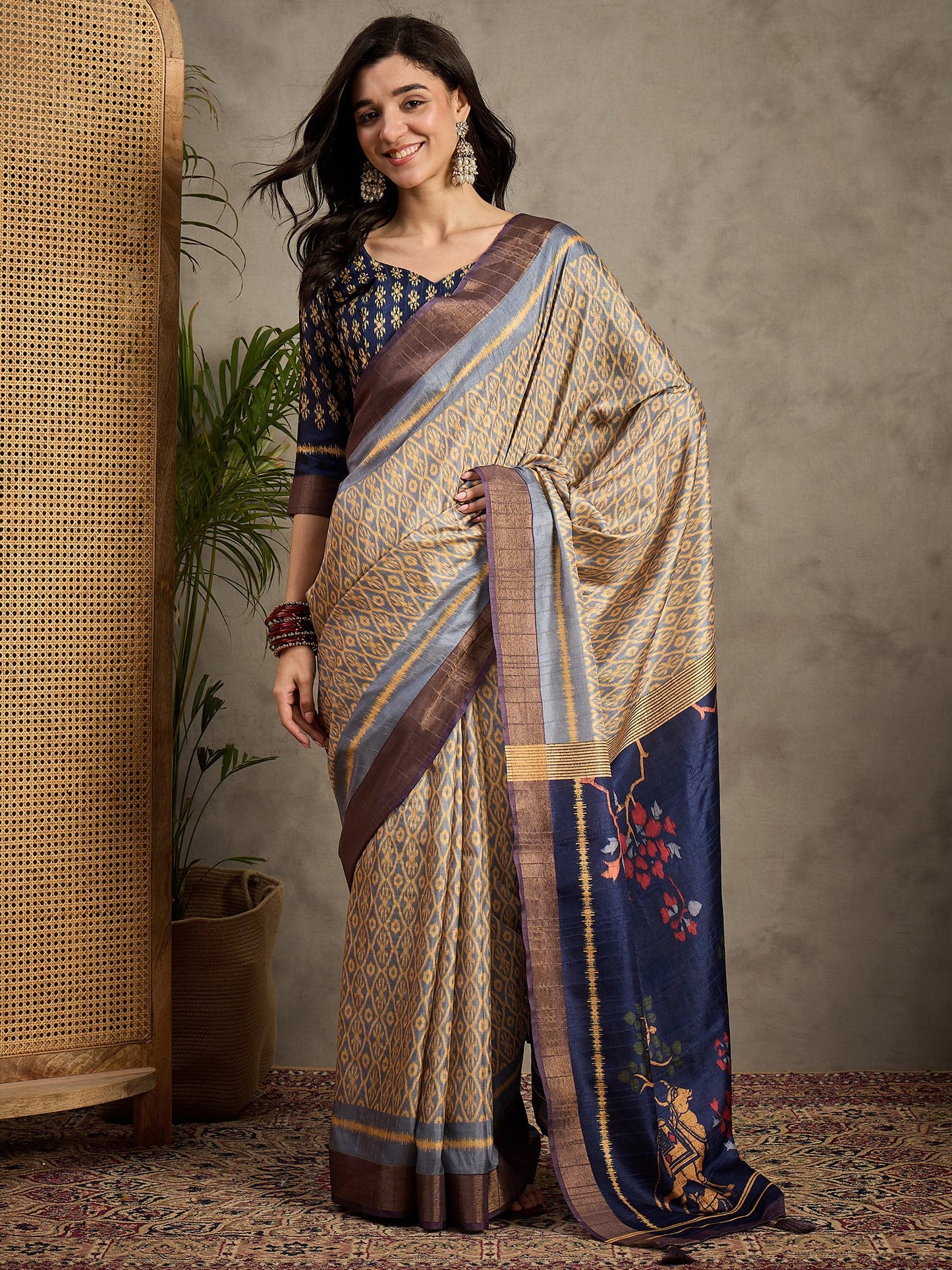 Grey Beige Banarasi Silk Blend Printed Saree