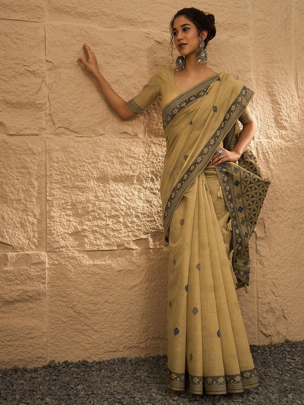partywear designer saree for festive occasions