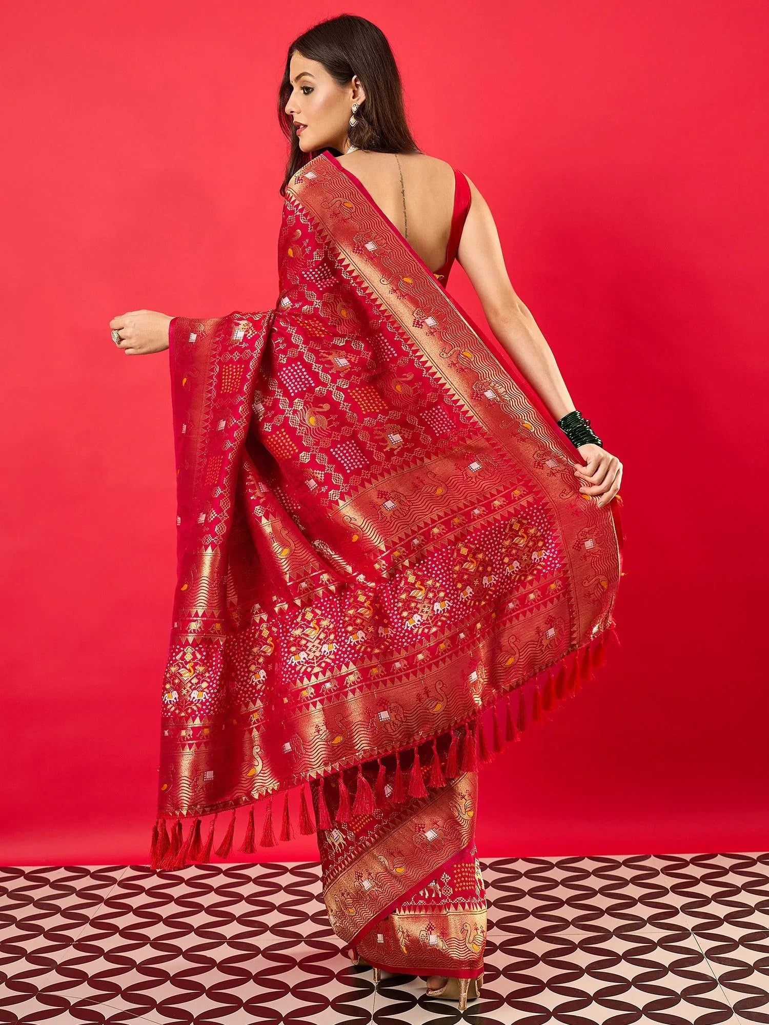 Red Bandhani Dola Silk Woven Saree