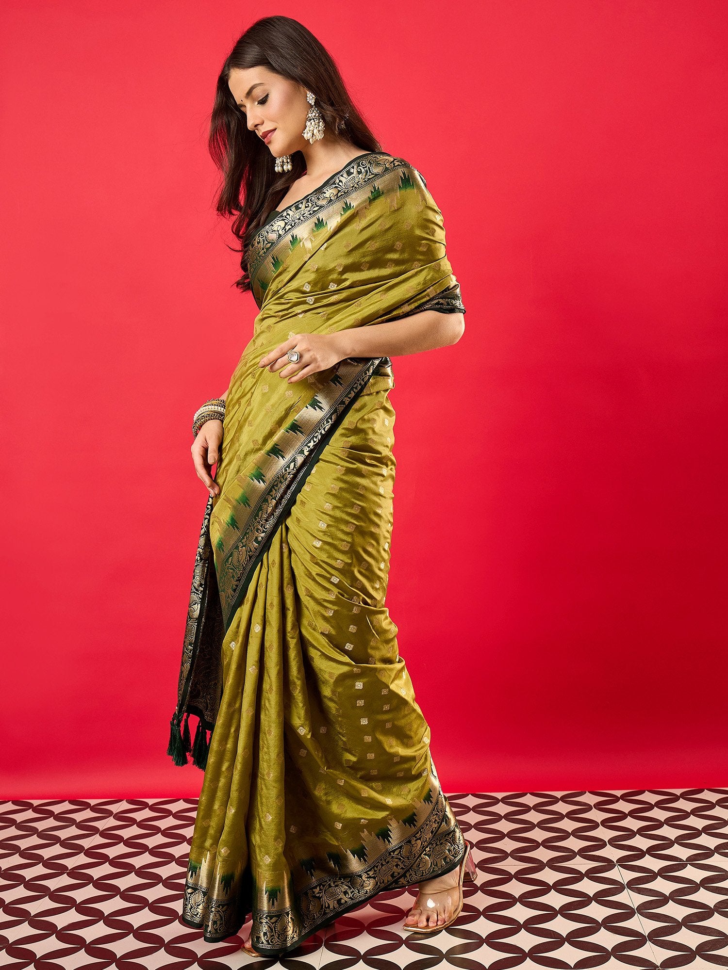 partywear designer saree for festive occasions
