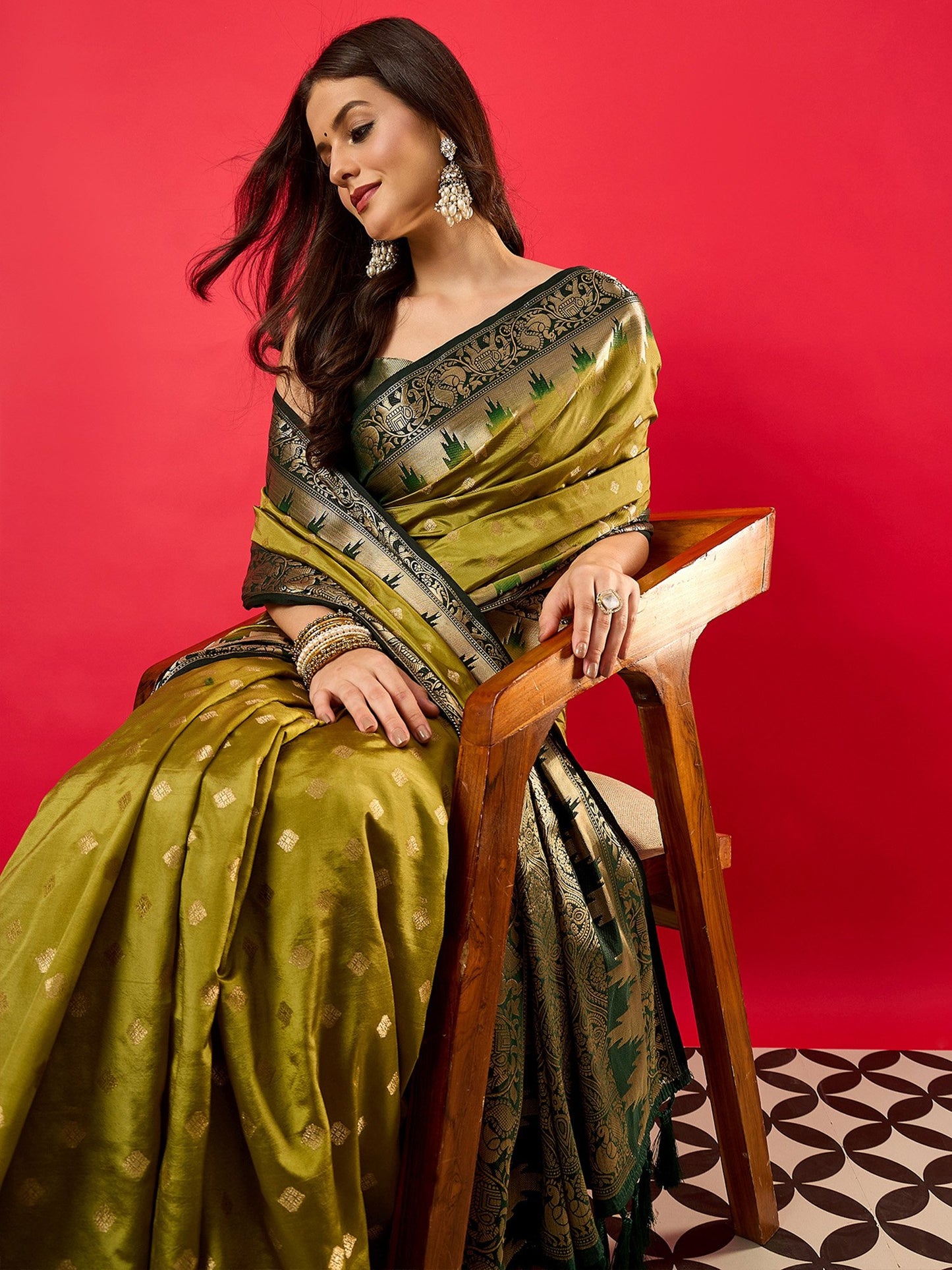 Light Banarasi Nylon Woven Saree