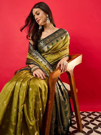 Light Banarasi Nylon Woven Saree