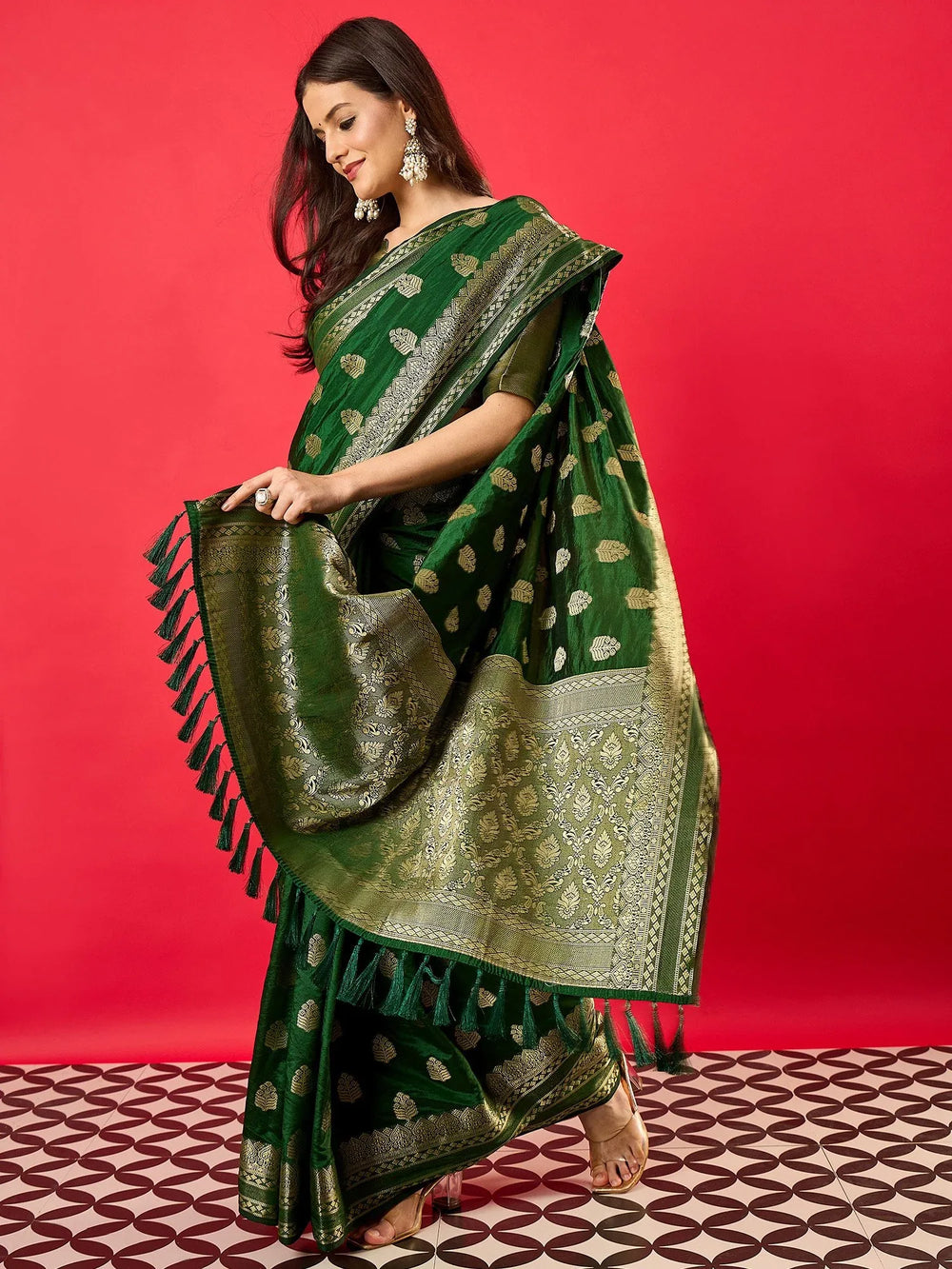 Green Banarasi Nylon Woven Saree - The Dori Store