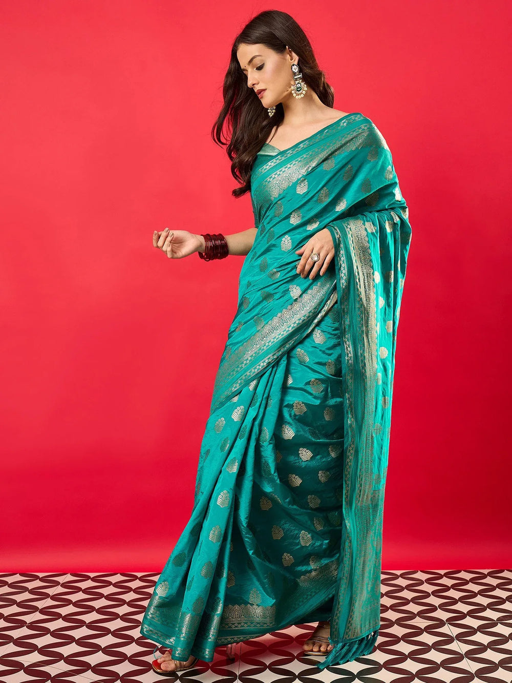 Light Banarasi Nylon Woven Saree - The Dori Store