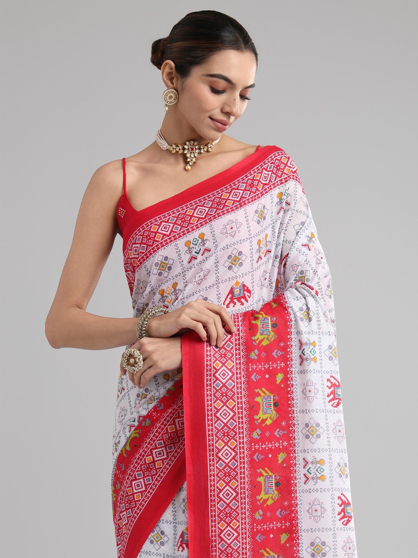 White Block Print Cotton Printed Saree