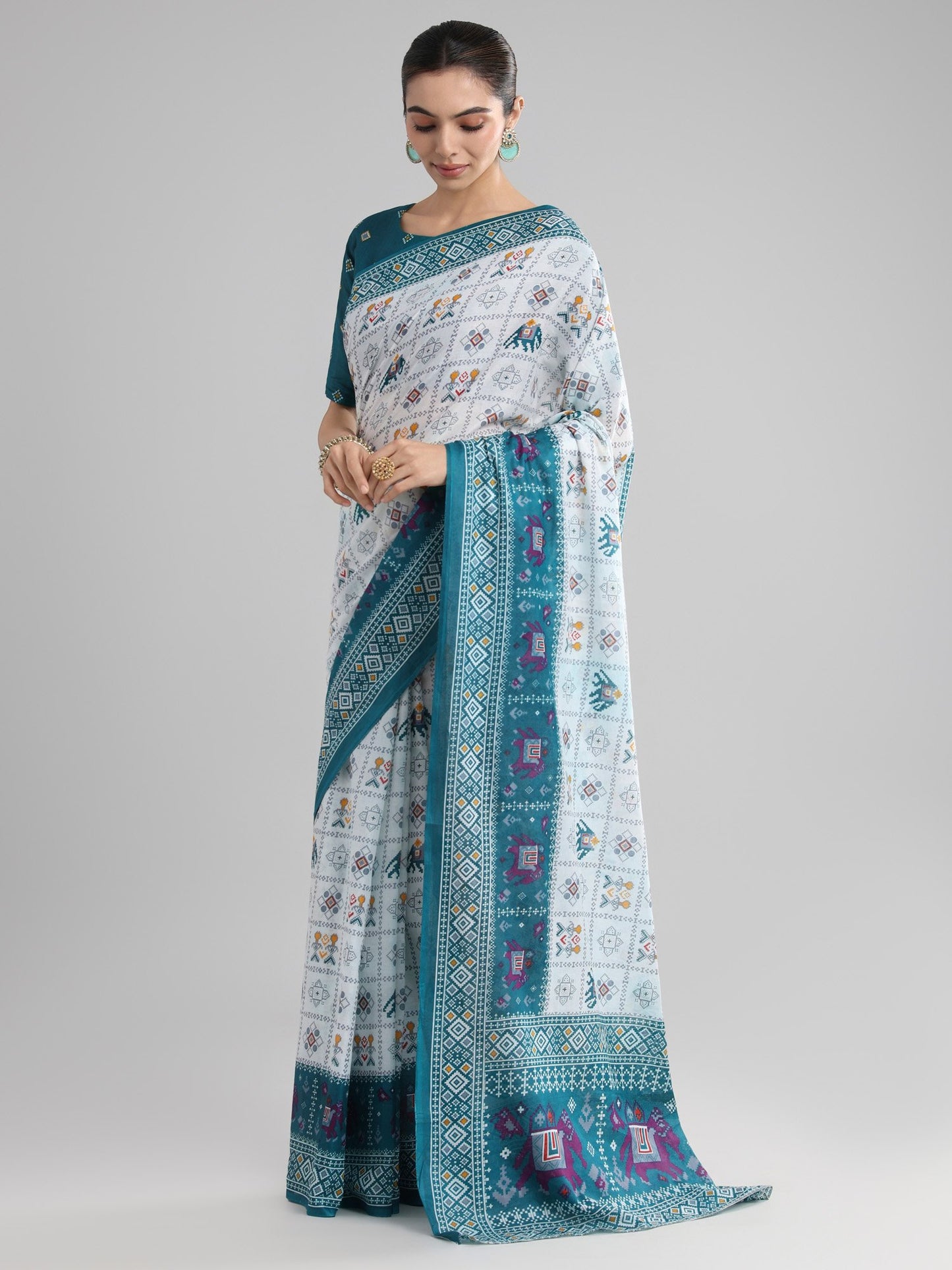 White Block Print Cotton Printed Saree