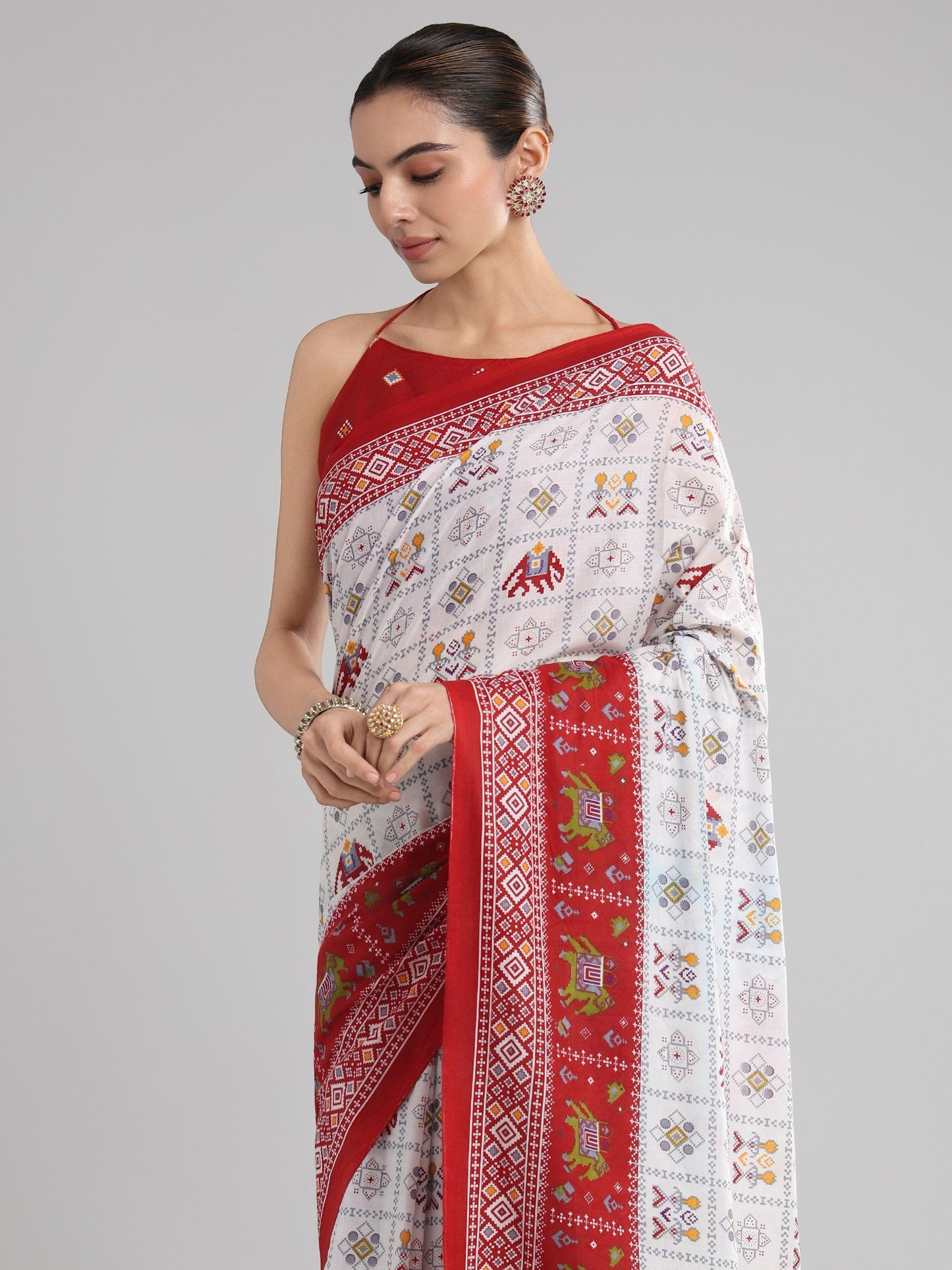 White Block Print Cotton Printed Saree