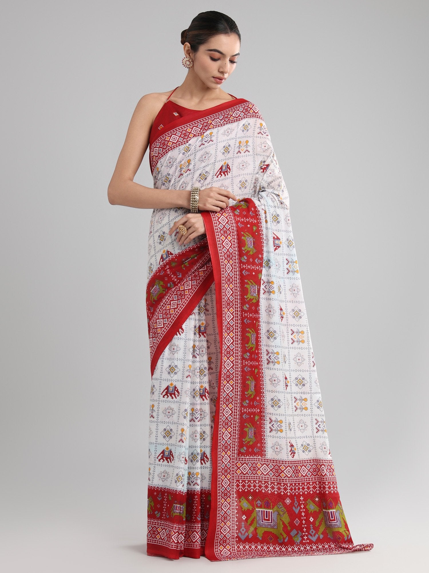 White White Block Print Cotton Printed Saree