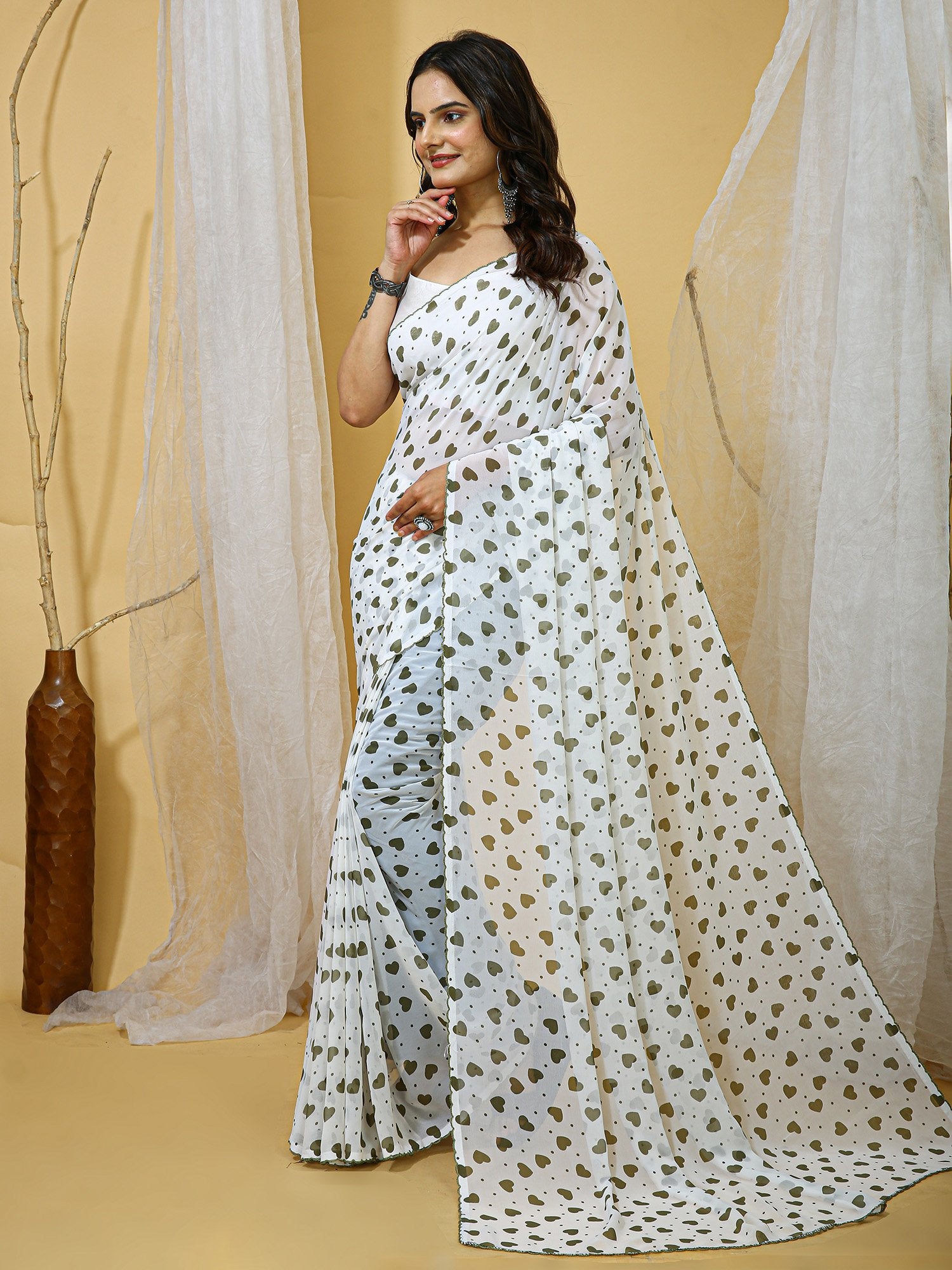partywear designer saree for festive occasions